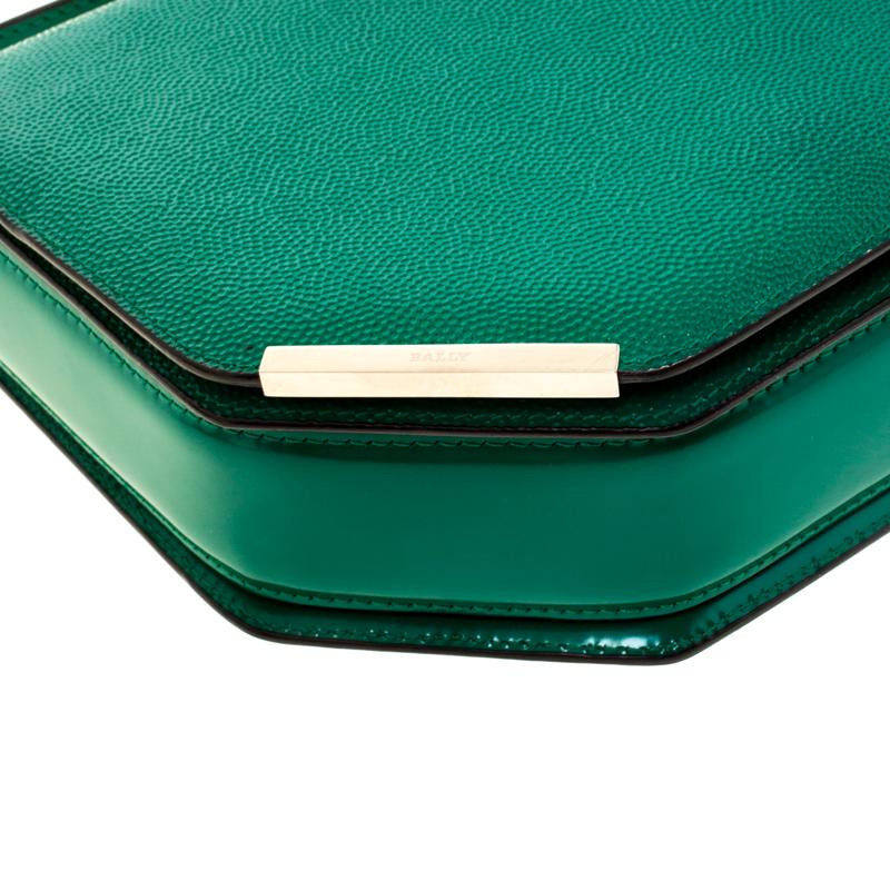 Bally Green Leather Corner Shoulder Bag 5