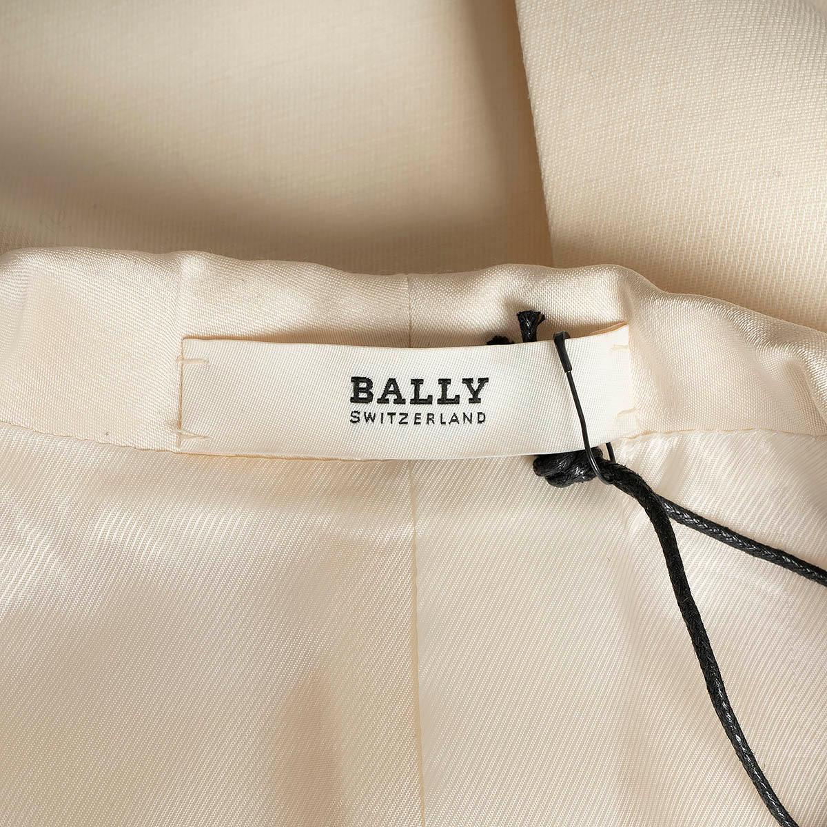 BALLY ivory wool & silk 2016 SHAWL COLLAR TUXEDO Blazer Jacket 38 M For Sale 2