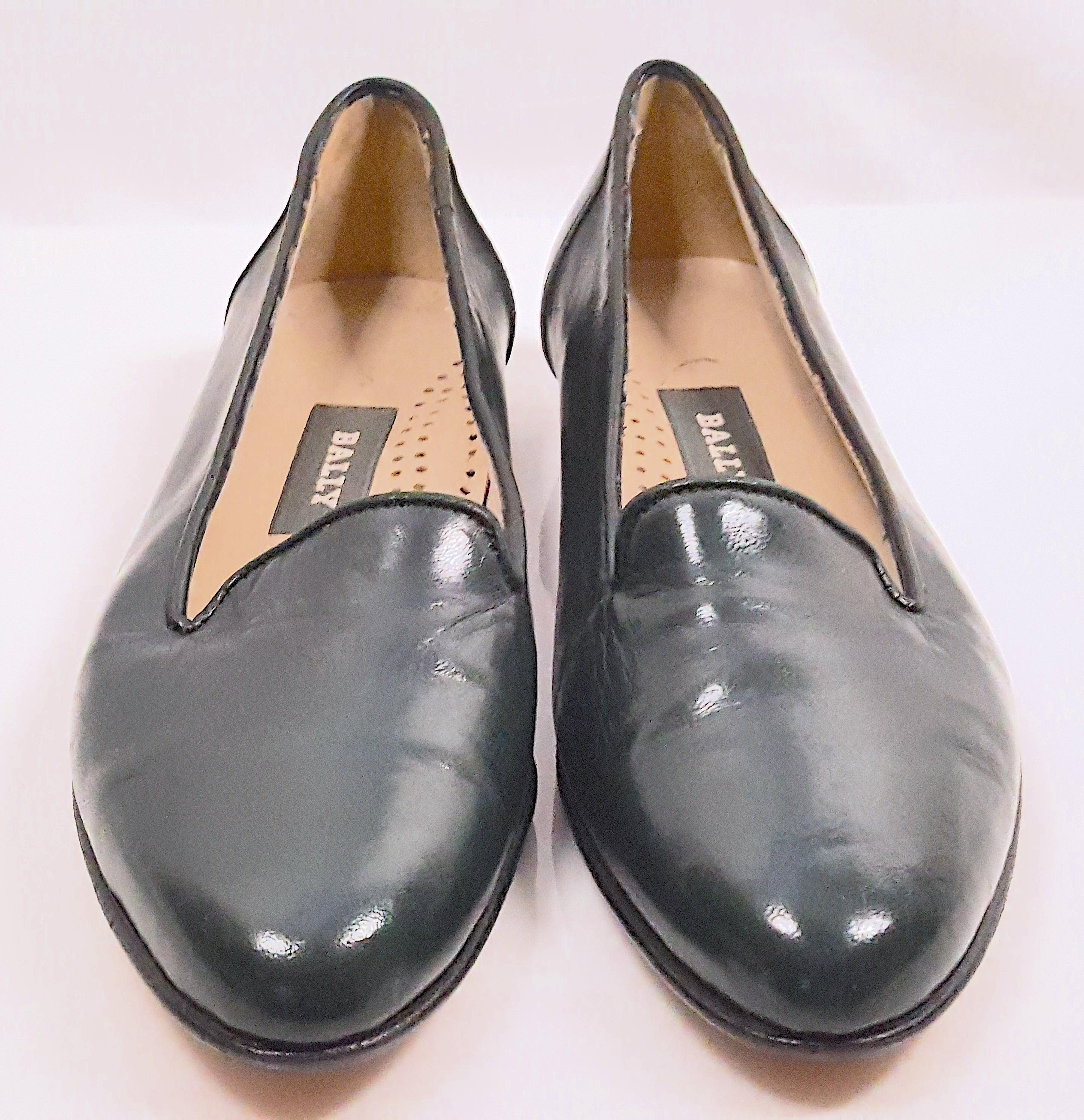 Bally New Nappa Leather Isabel CushionedArch DarkGreen Ballet-Style Loafers In Excellent Condition For Sale In Chicago, IL