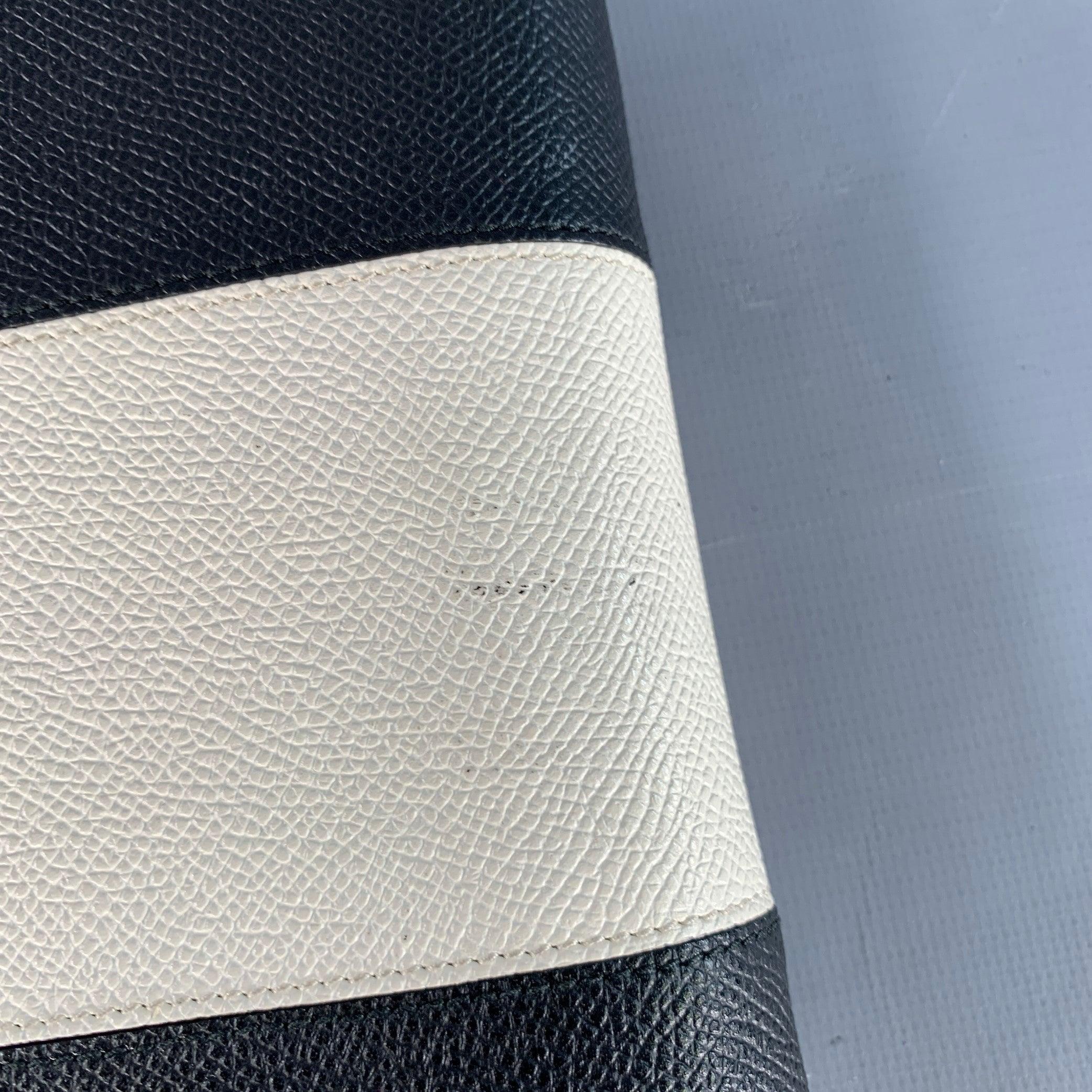 BALLY One Size Schwarz Creme Farbe Block Leder Zip um Checkbook Wallet im Angebot 1