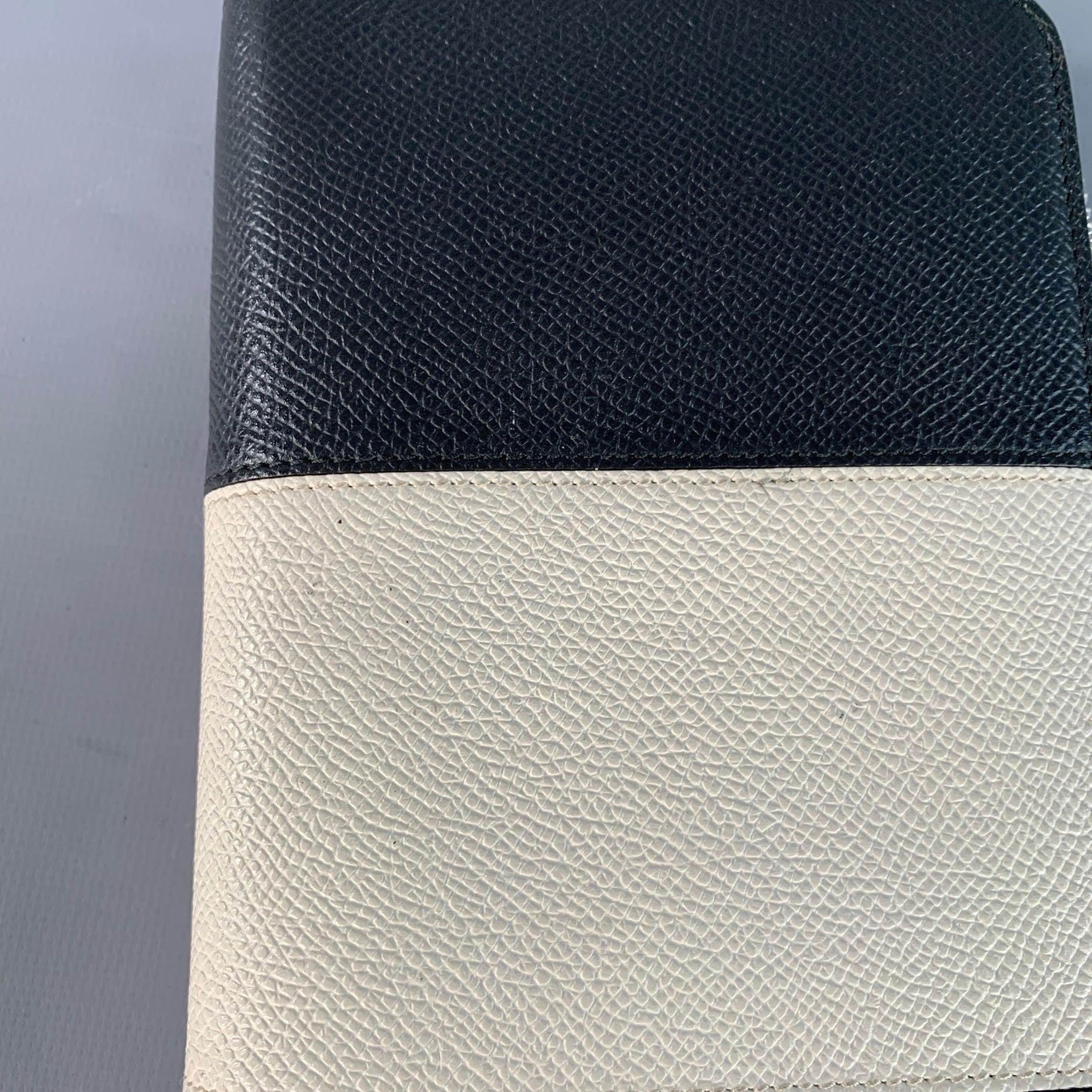 BALLY One Size Schwarz Creme Farbe Block Leder Zip um Checkbook Wallet im Angebot 2