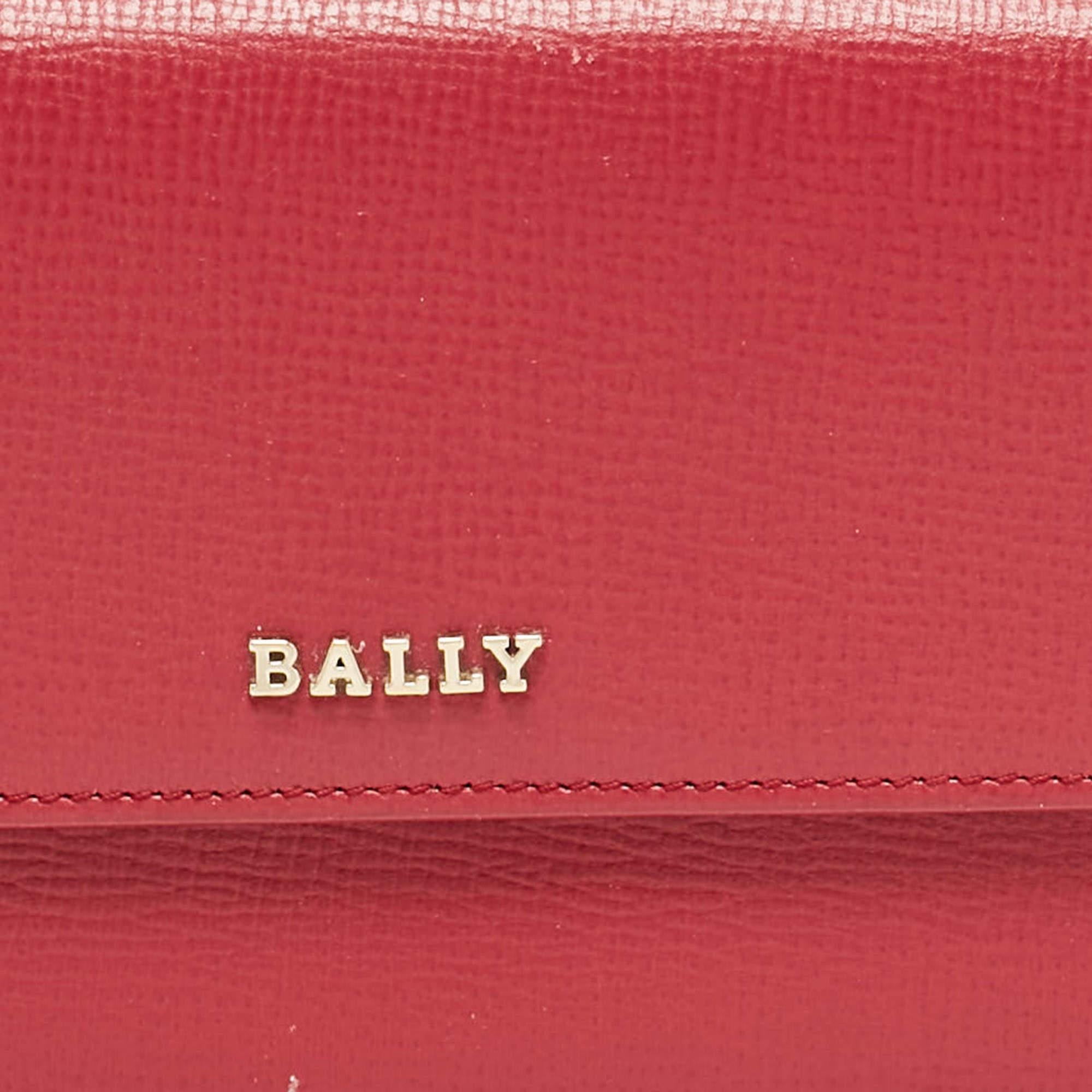 Bally Pink Leather Logo Flap Continental Wallet For Sale 2