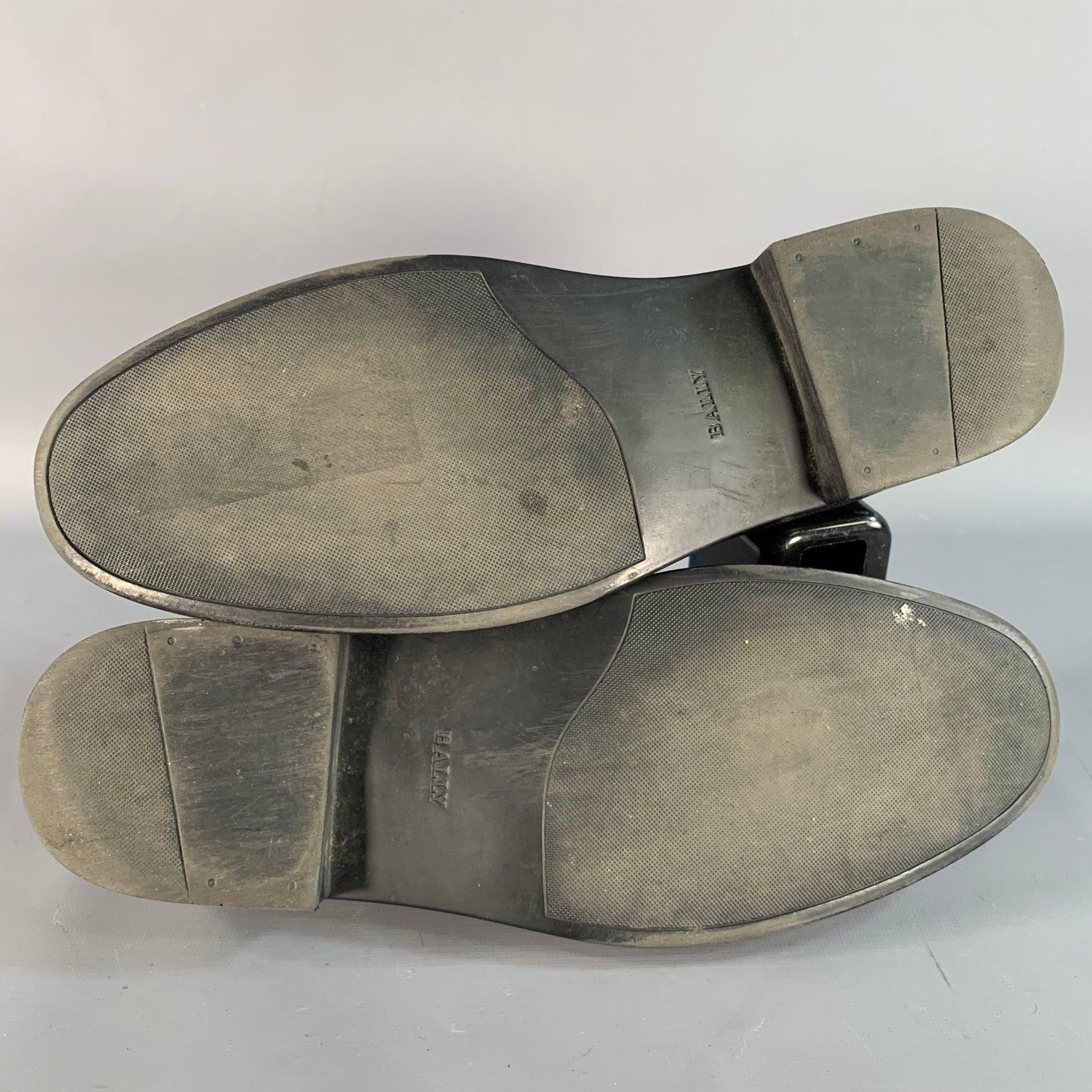 BALLY Size 12 Cadore Black Silver Tone Pebble Grain Leather Horsebit Loafers en vente 1