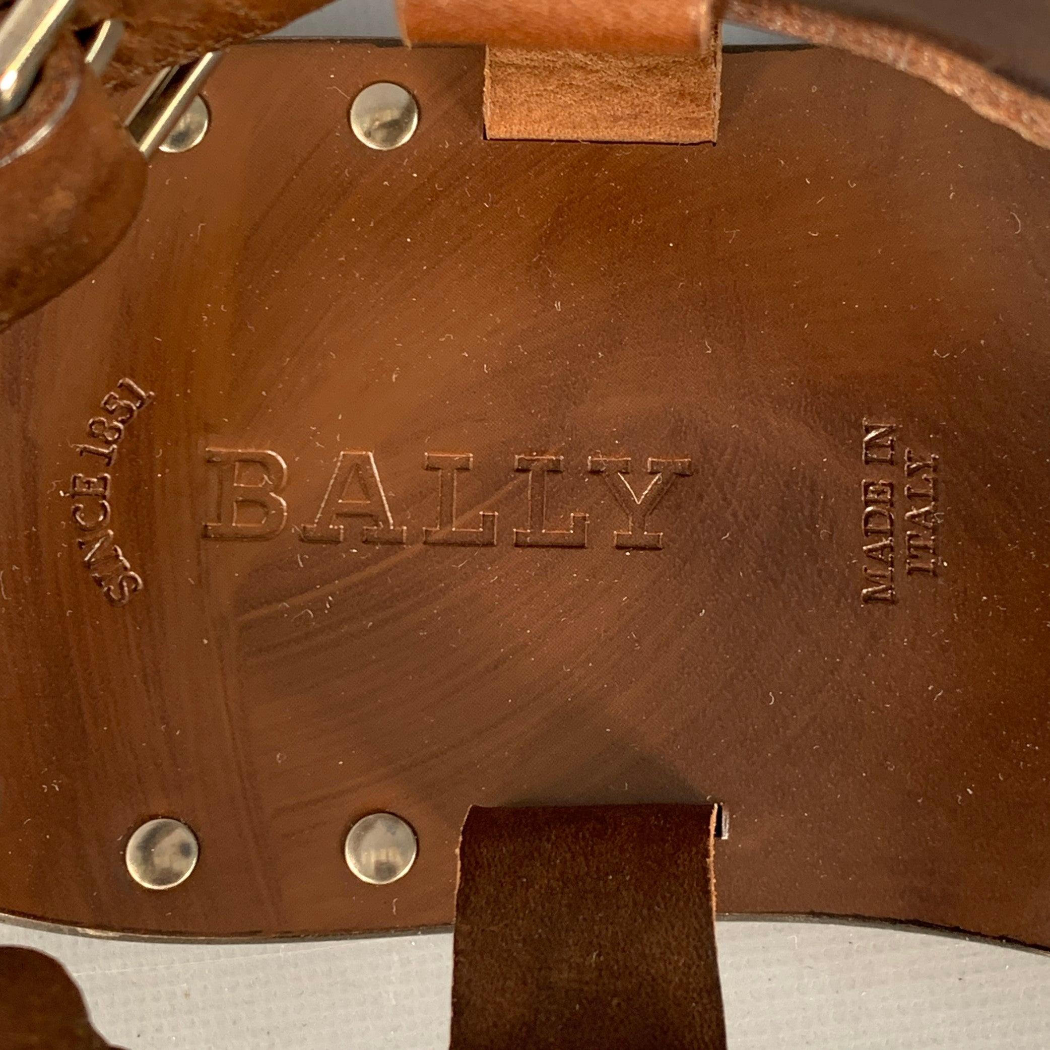 BALLY Größe 6.5 Lurago Braun Silber Leder Nieten Sandalen im Angebot 4