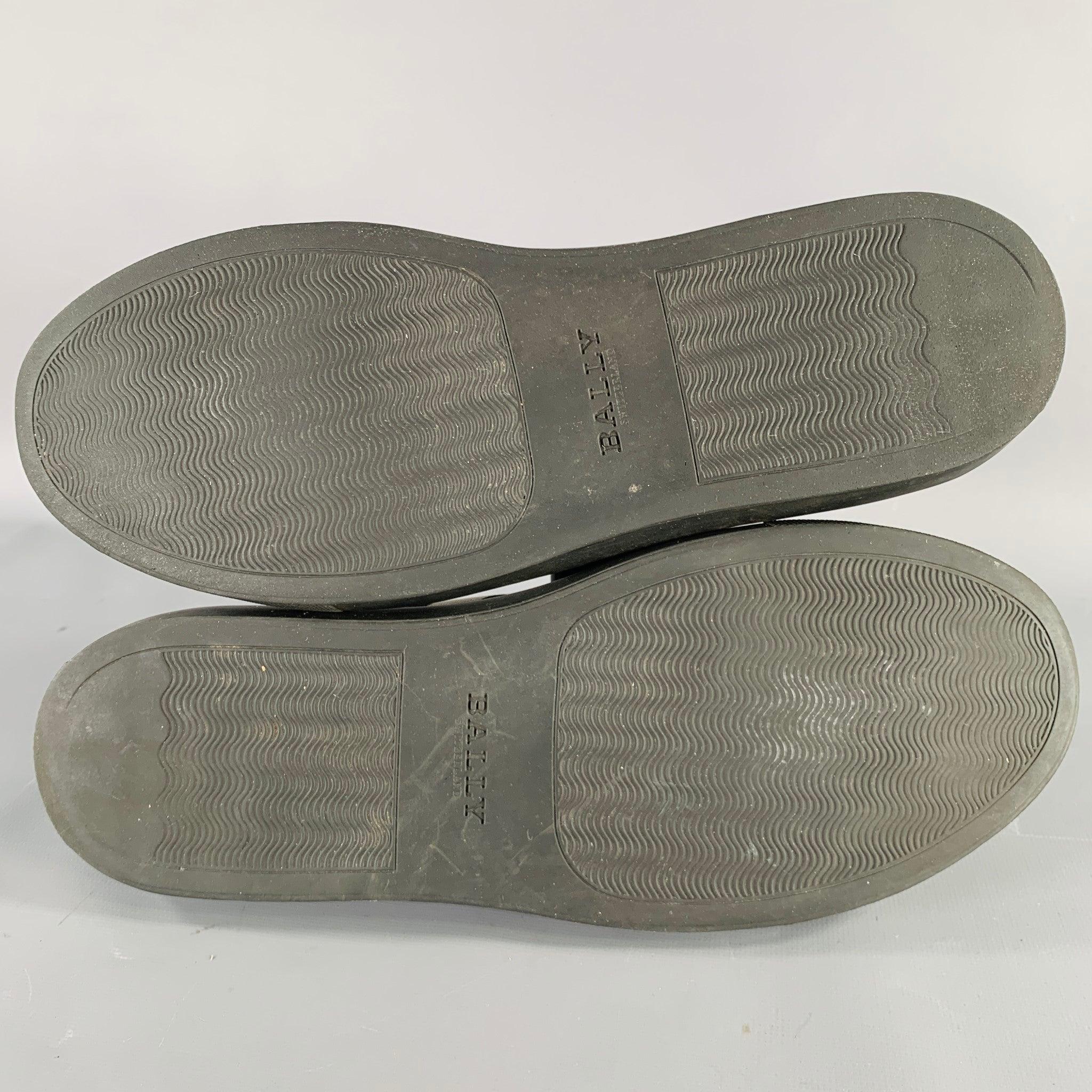 BALLY Size 9.5 Black White Stripe Leather Slip On Loafers For Sale 2