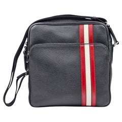 Bolso cruzado Bally Cosmy a rayas con piel en negro
