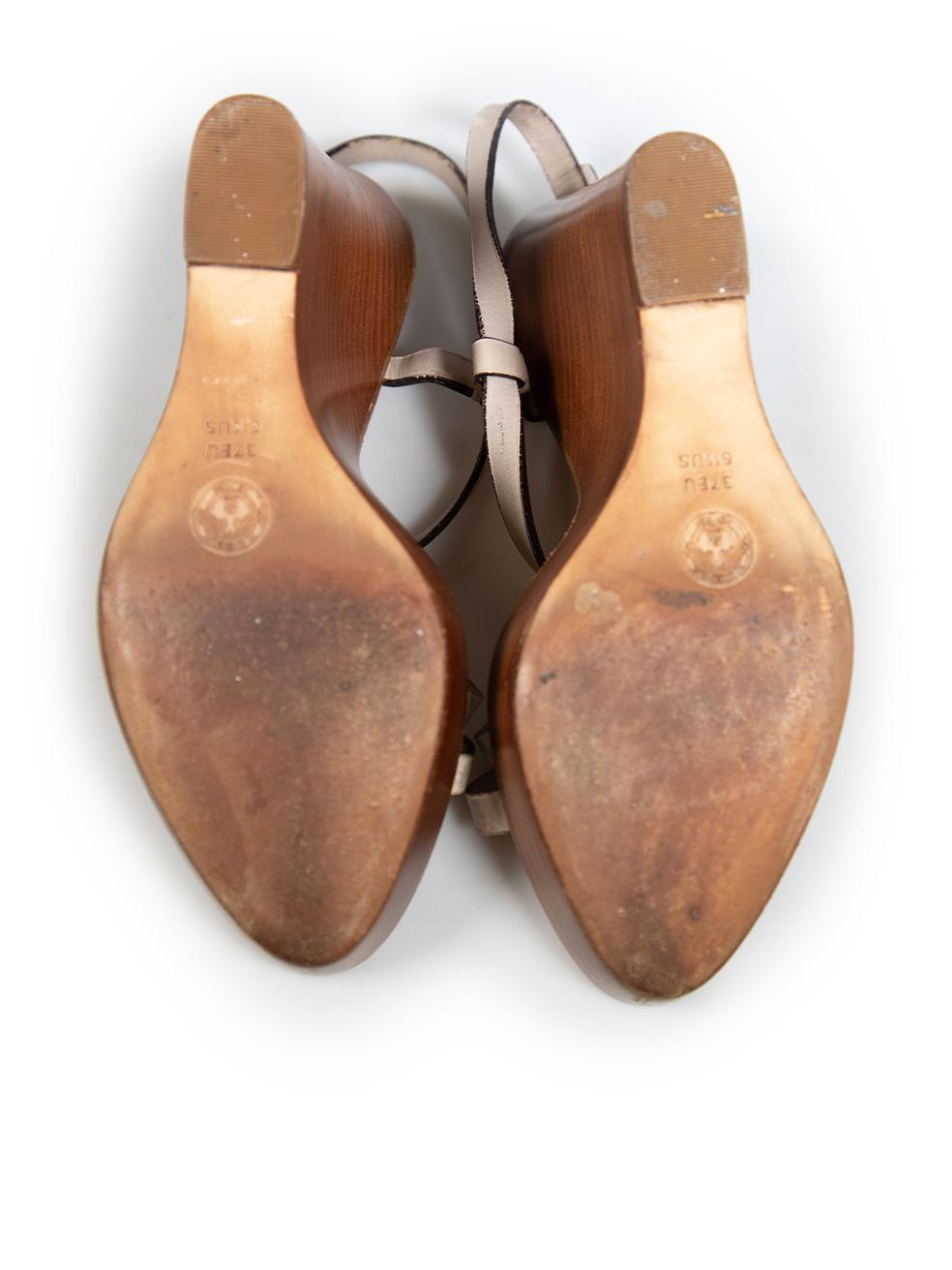 Bally White Leather Manako Wedge Sandals Size US 6.5 In Good Condition For Sale In London, GB