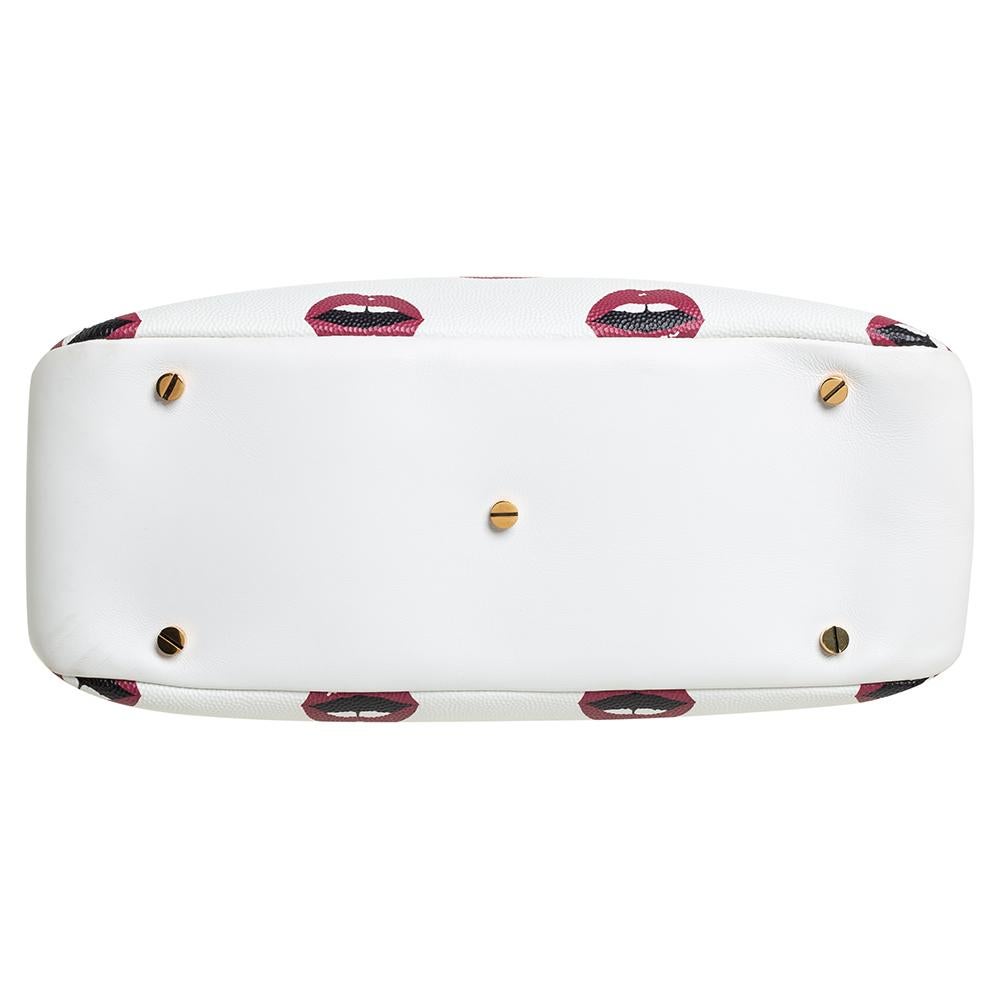 coach lips bag