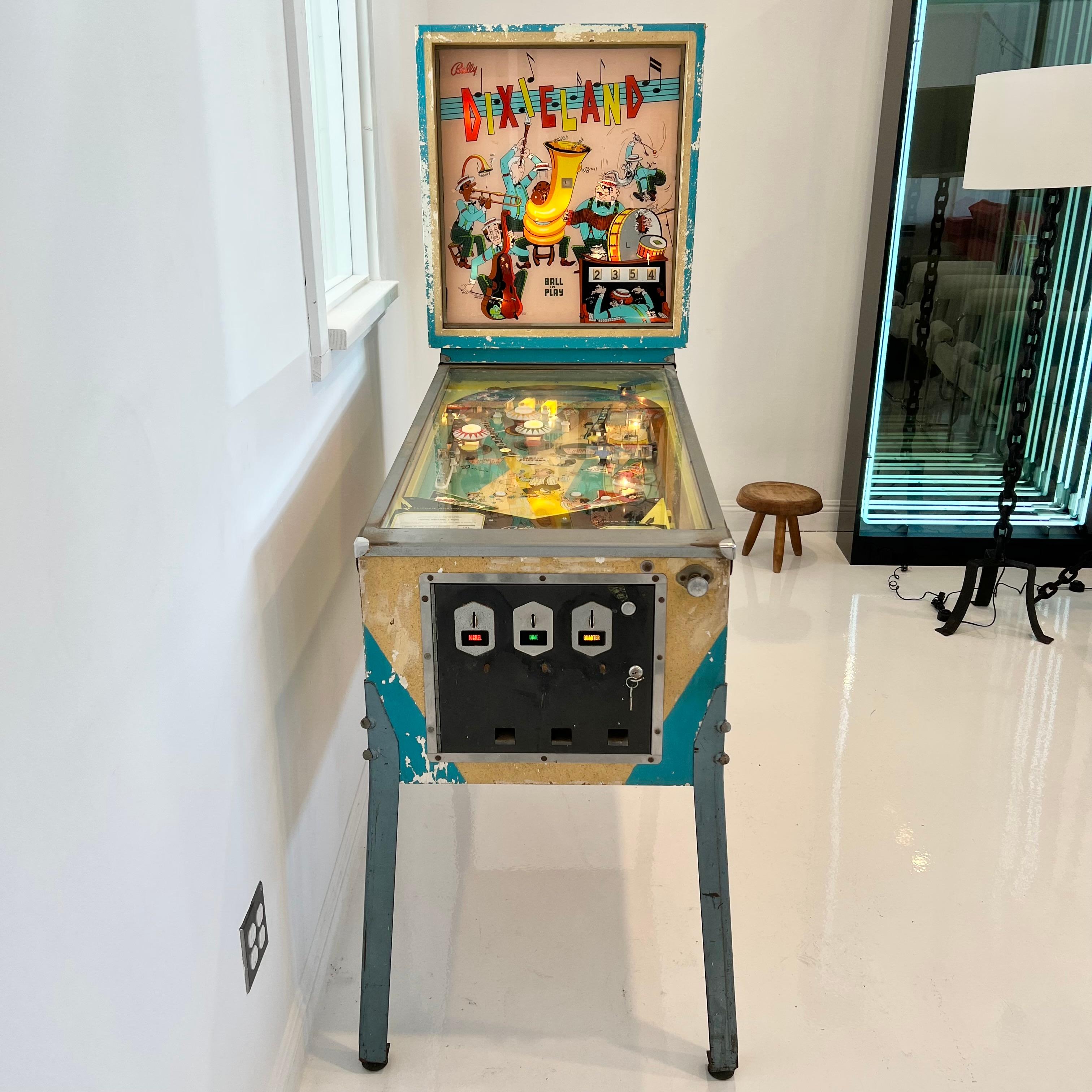 Vintage 'DIXIELAND' themed pinball machine from 1968. Made by Bally's. In excellent working condition. Great visuals and sounds. Fun paced gameplay. Game has two small flippers, which are usually less desirable. But this game's flippers pivot and