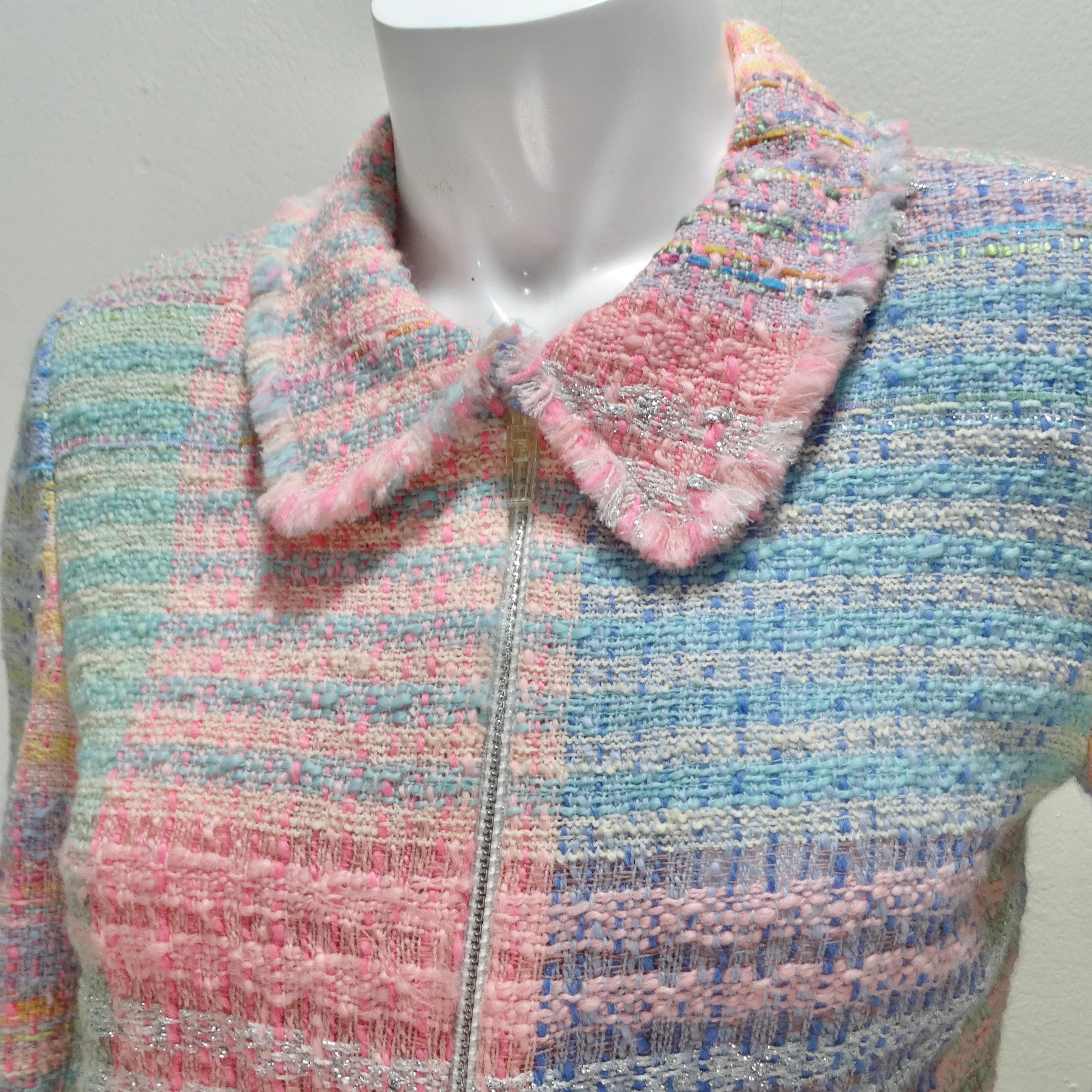 
Attention, fashion mavens! Feast your eyes on the epitome of vintage chic—the Balmain 1990s Multicolor Tweed Jacket. This is not just a jacket; it's a wearable masterpiece that effortlessly marries pastel perfection with a touch of nostalgia.