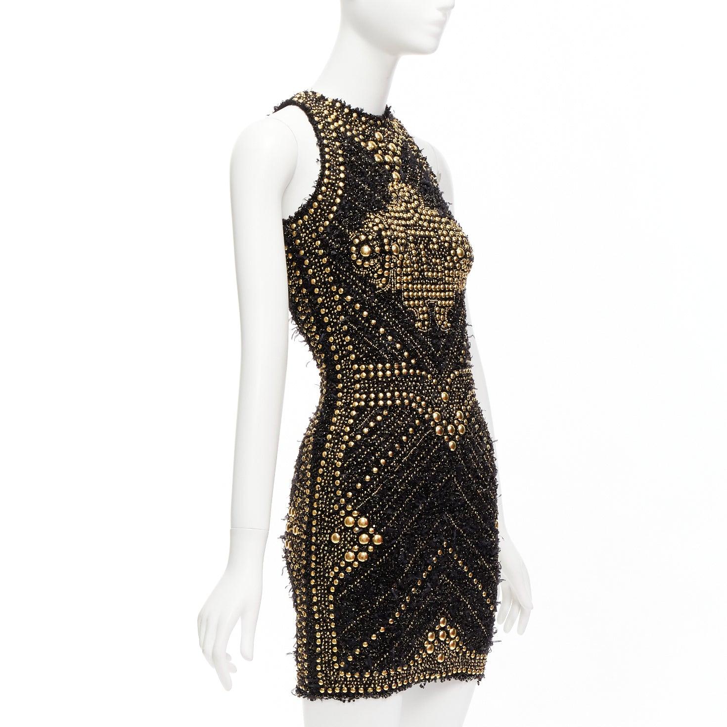 BALMAIN 2022 gold boucle tweed stud embellished Labyrinth mini dress FR34 XS In Excellent Condition For Sale In Hong Kong, NT