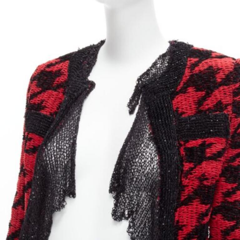 BALMAIN 2022 rojo negro pata de gallo destruido punto de malla chaqueta FR34 XS
Referencia: AAWC/A00520
Marca: Balmain
Diseñador: Olivier Rousteing
Colección: 2022
Material: Viscosa, mezcla
Color: Negro, Rojo
Patrón: Pata de gallo
Detalles