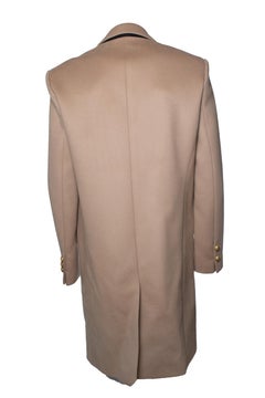 Balmain, beiger Wollmantel mit goldenen Knöpfen