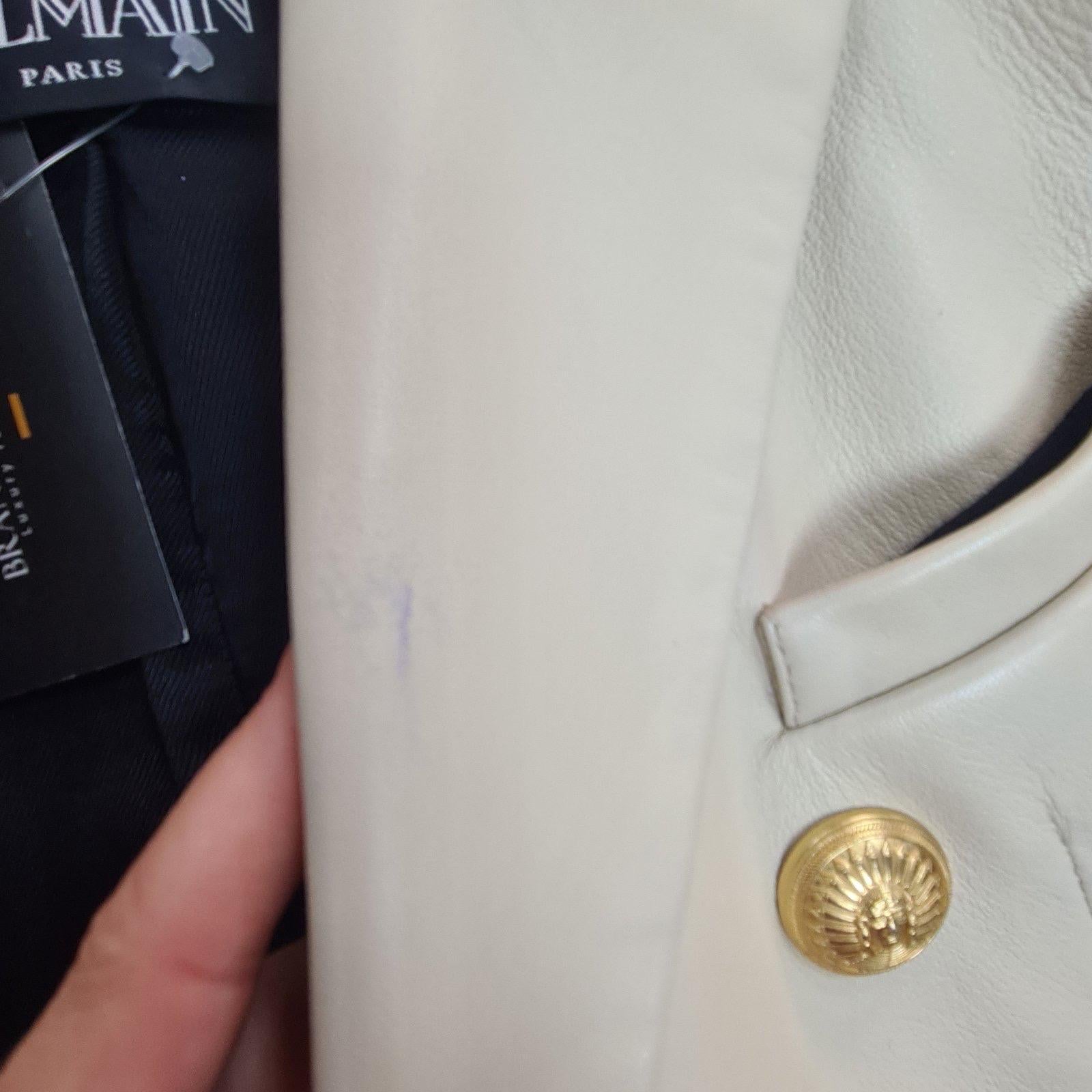 Balmain Giacca Blazer doppiopetto in pelle beige in vendita 3