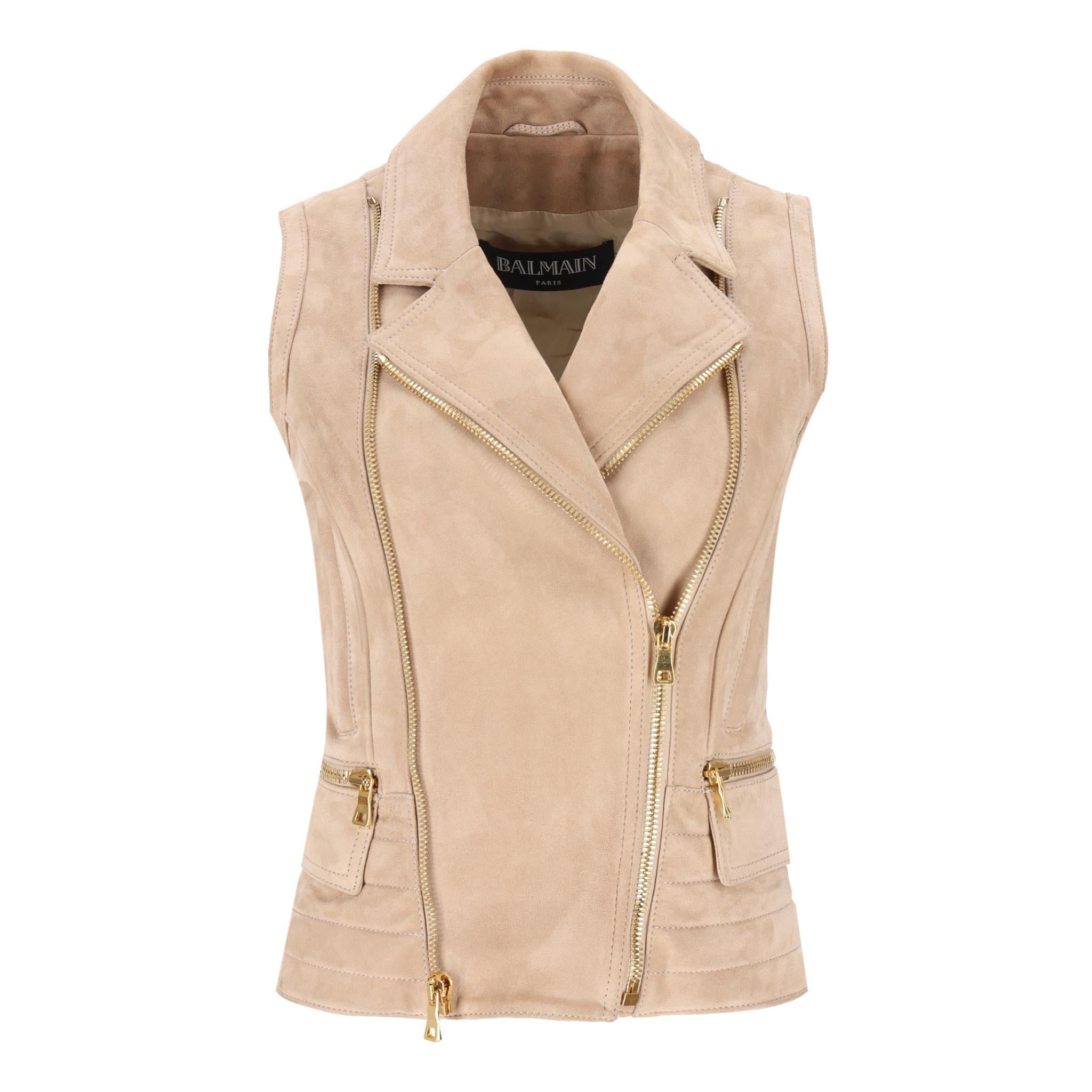 Balmain Biker-Wildleder-Gilet

Hellbraune Wildlederweste im Bikerstil mit dekorativem goldfarbenem Frontreißverschluss und seitlichen Reißverschlusstaschen.

Vollständig gefüttert.

Preis ca. £2,000

Größe - 36FR

Zustand - Sehr gut

Zusammensetzung