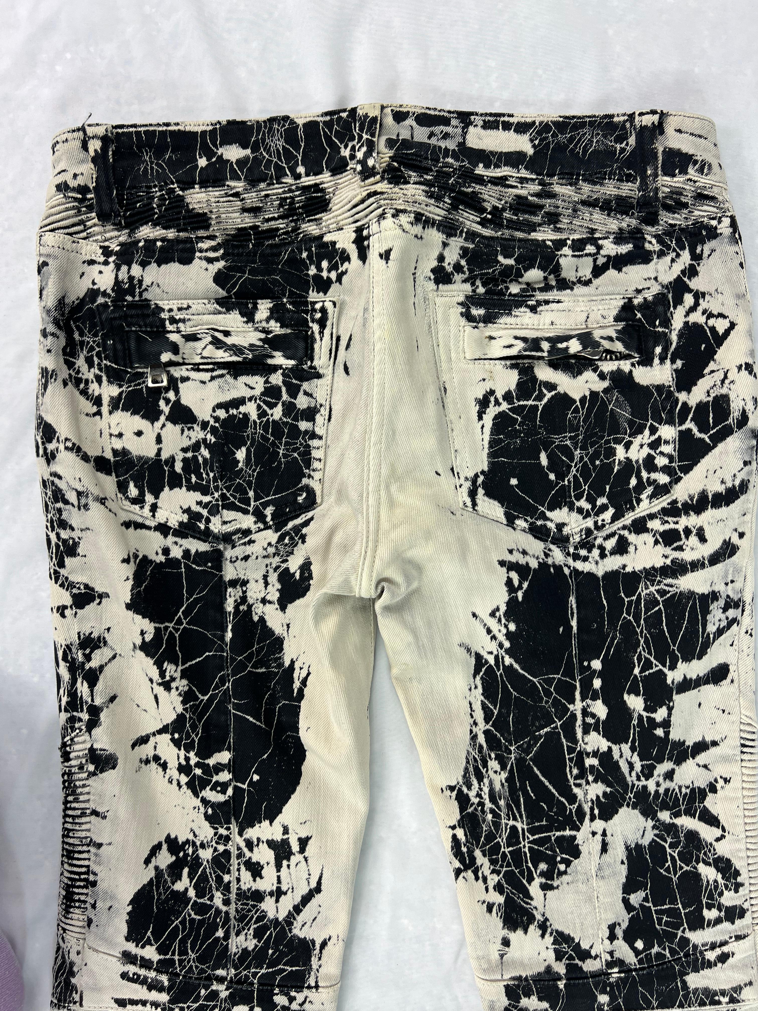 Women's or Men's Balmain Black and White Denim Jean Pants, Size 40 For Sale