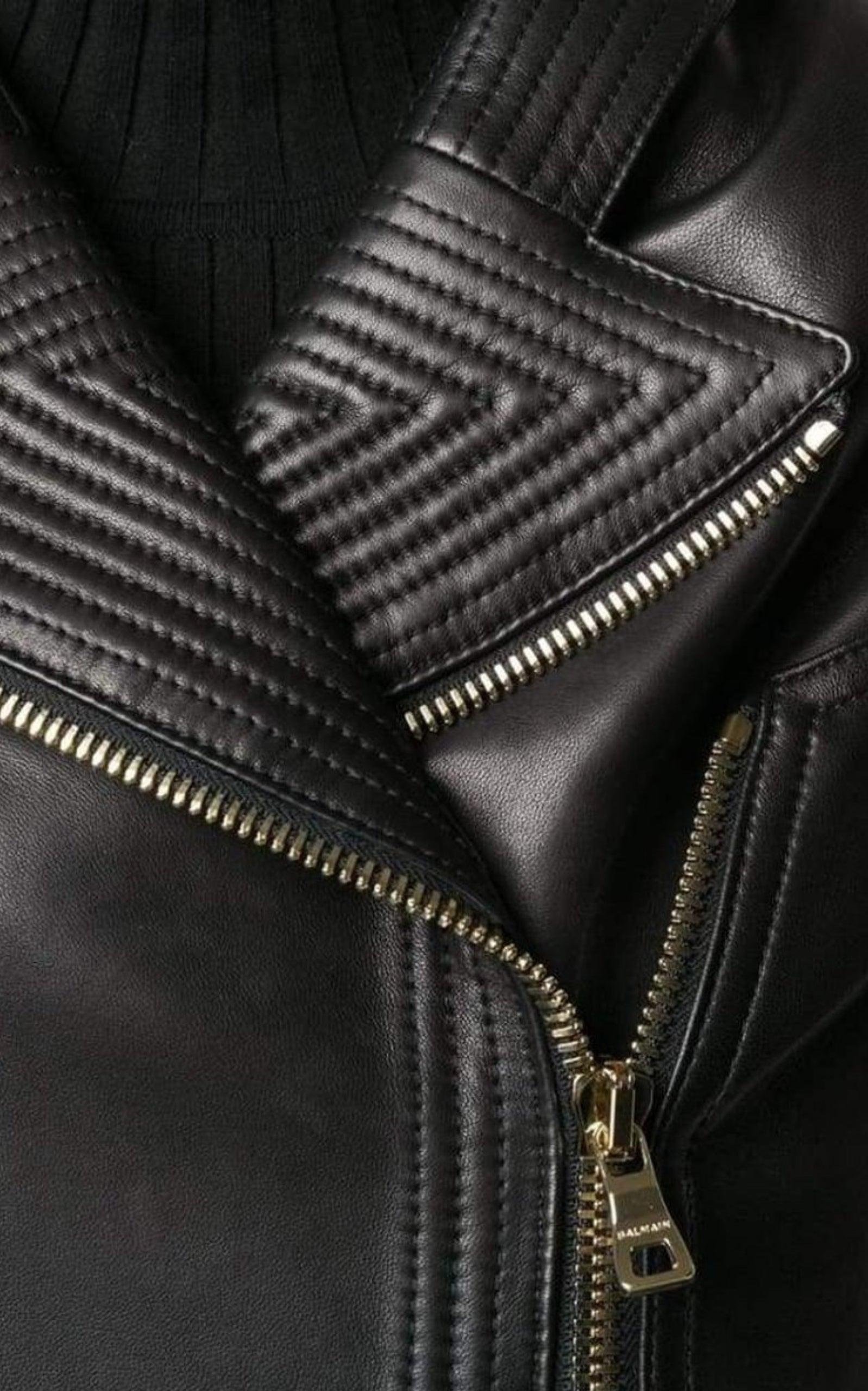 Balmain Giacca in pelle con fibbia nera FR 38 in vendita 1