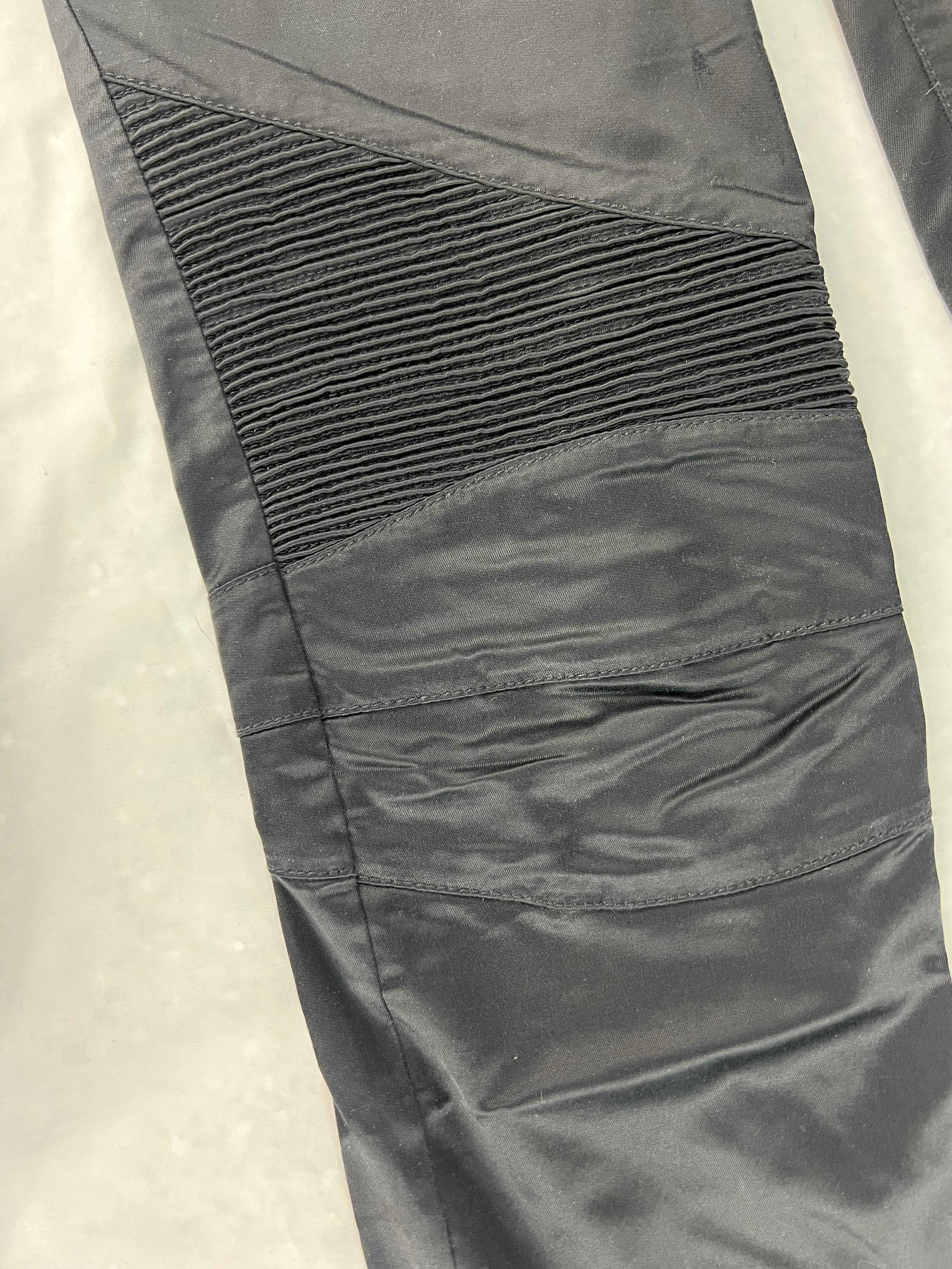 Women's or Men's Balmain Black Cotton Jean Pants, Size 40 For Sale