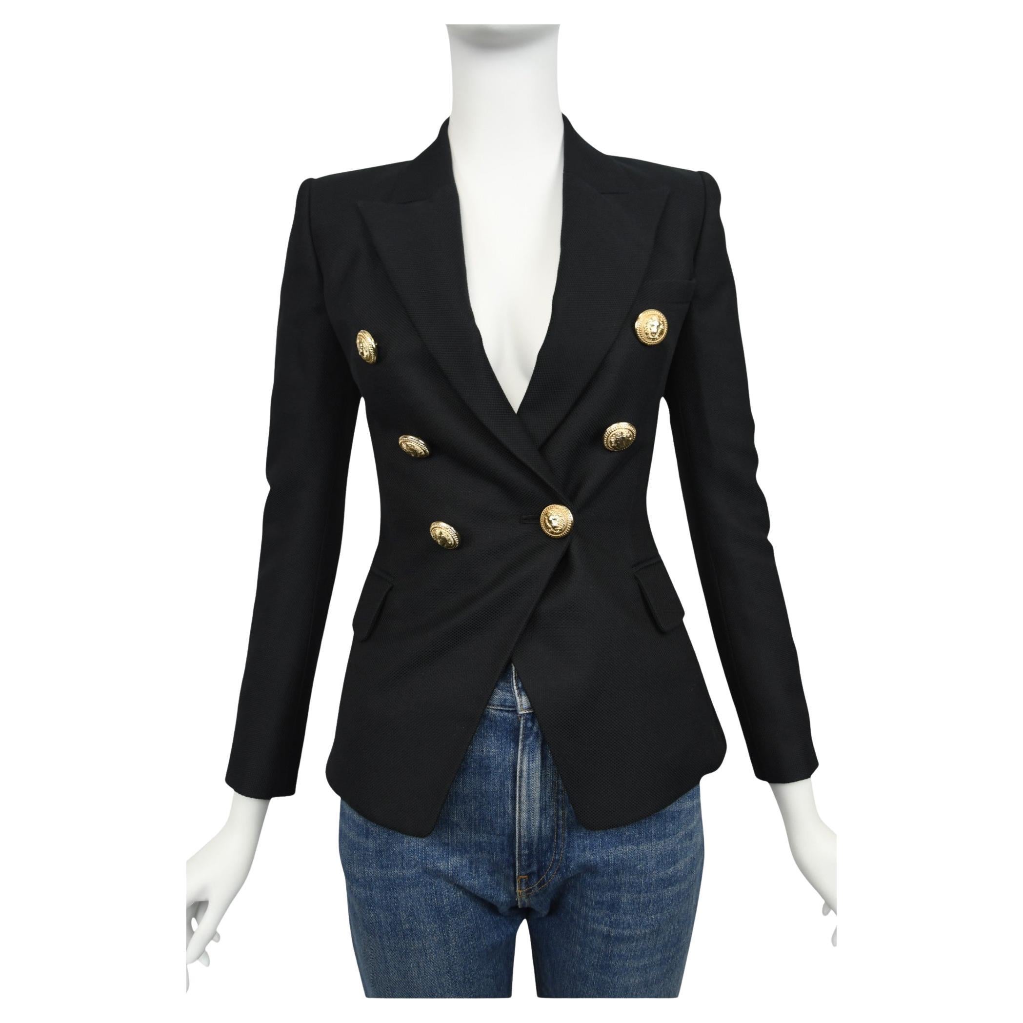 Blazer doppiopetto nero Balmain con bottoni dorati  Taglia US 6 in vendita
