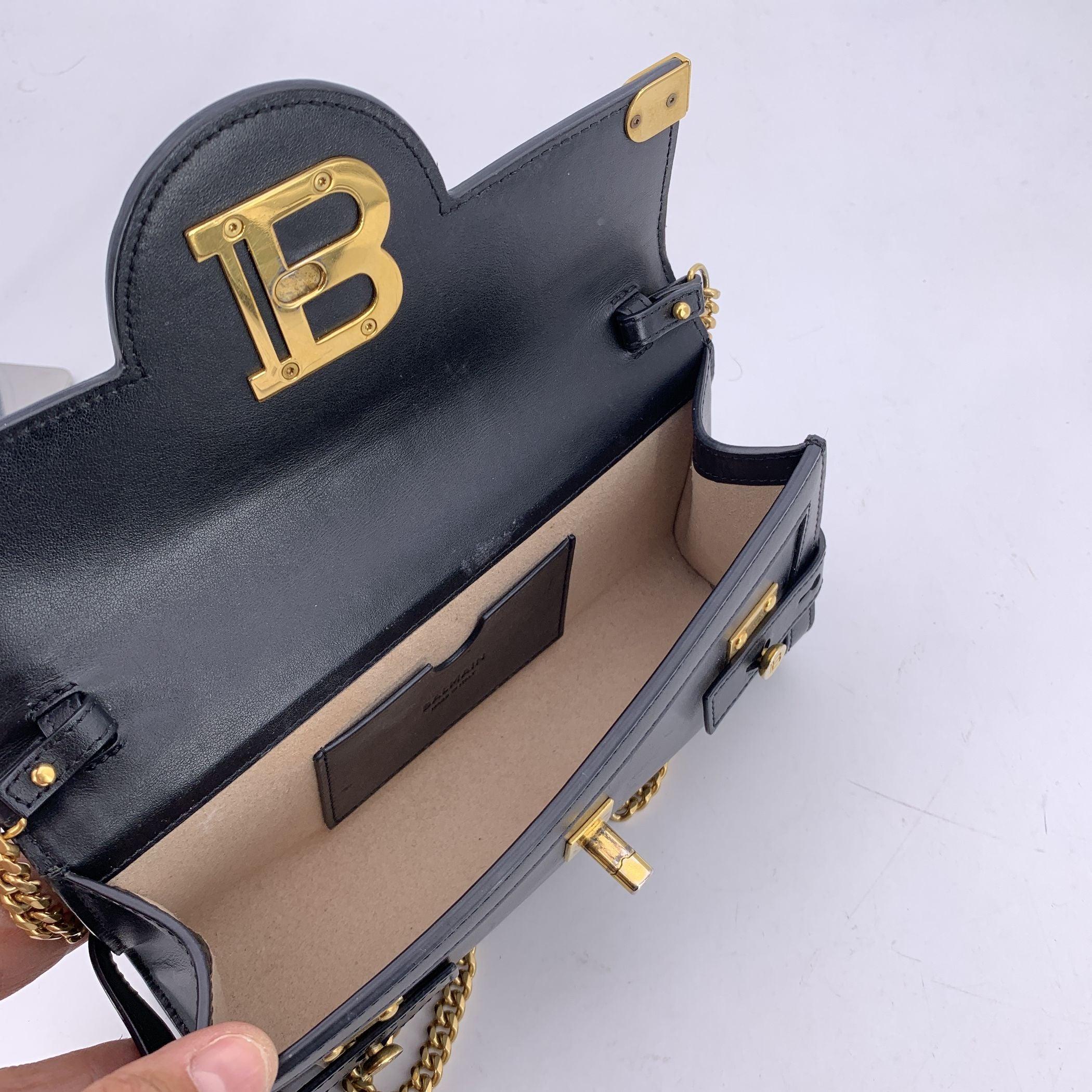 Balmain Schwarzes Leder B Buzz 23 Pochette Convertible Umhängetasche im Angebot 1