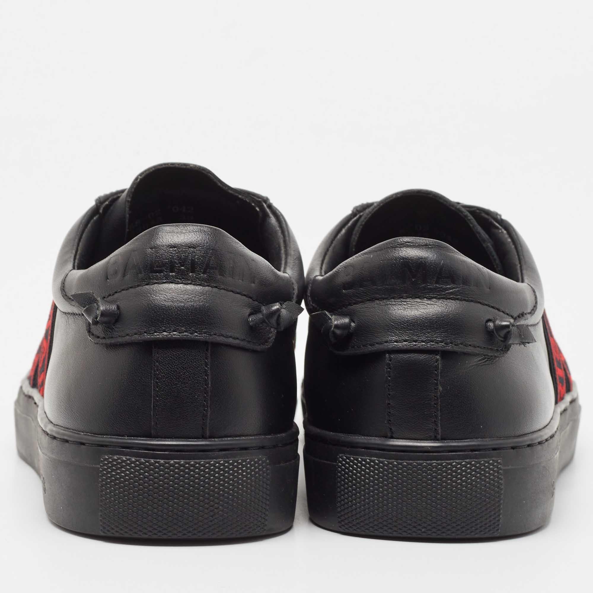 Women's Balmain Black Leather Slip On Sneakers Size 39 For Sale