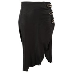Balmain Falda de cuero negro con tachuelas y dobladillo crudo Talla L