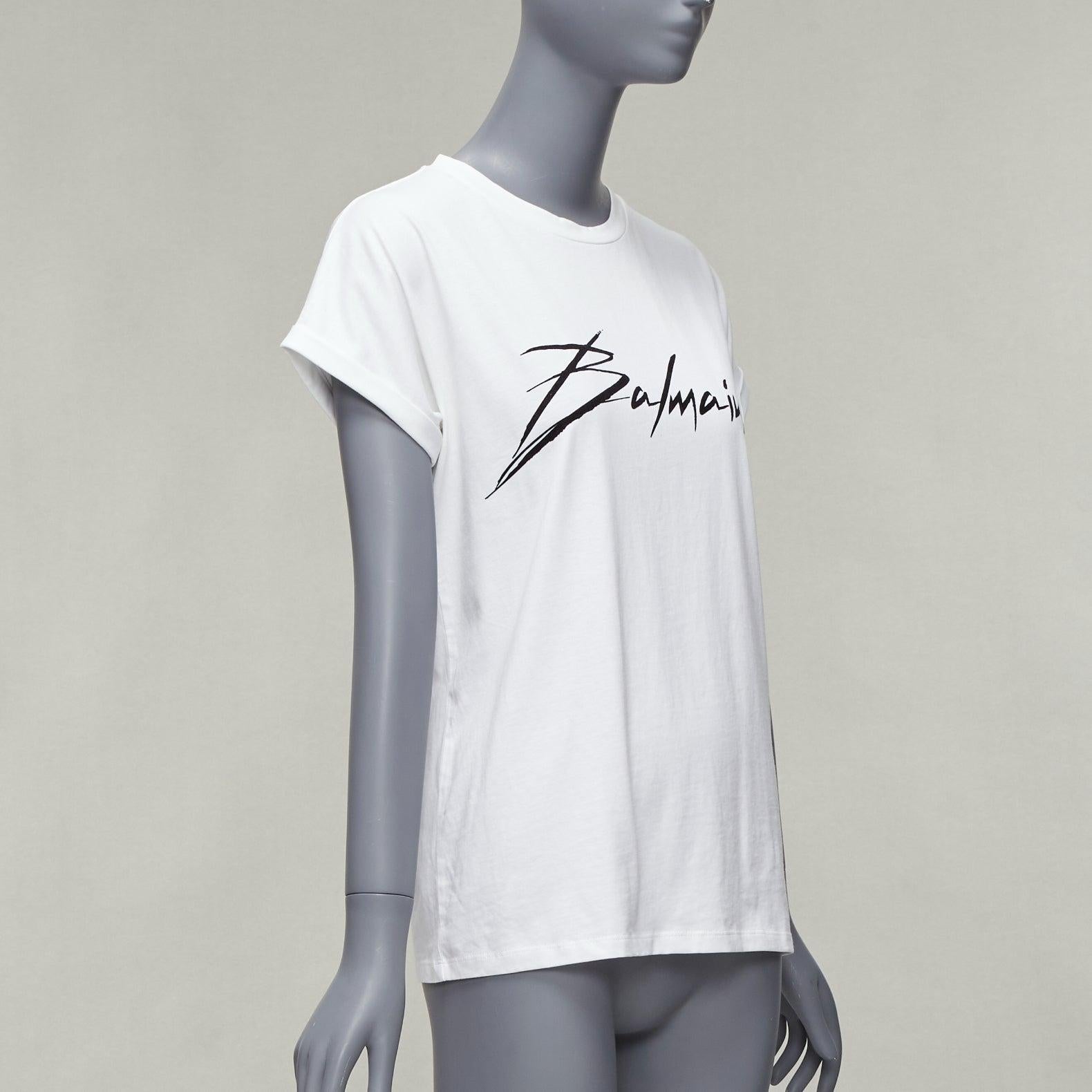Gray BALMAIN black signature logo velvet print cuffed sleeve white tshirt FR34 XS For Sale