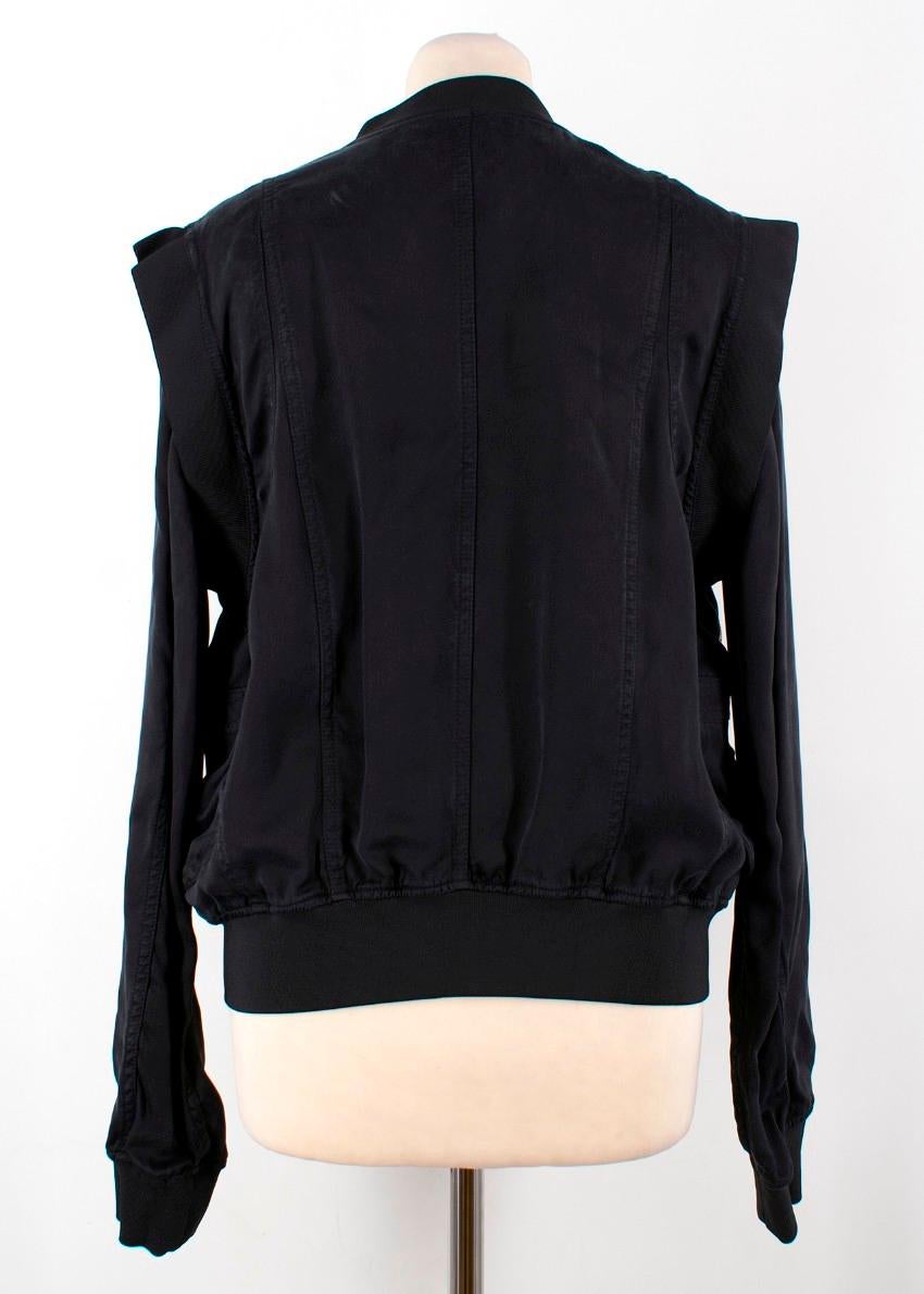 Balmain Black Bomber Jacket

-Black bomber jacket 
-Gold toned hardware
-Four front pockets
-Ribbed cuffs, hemline, collar and shoulder detail

Please note, these items are pre-owned and may show signs of being stored even when unworn and unused.