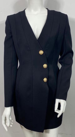 Balmain Schwarzes Minikleid mit V-Ausschnitt und Blazer - Größe 42