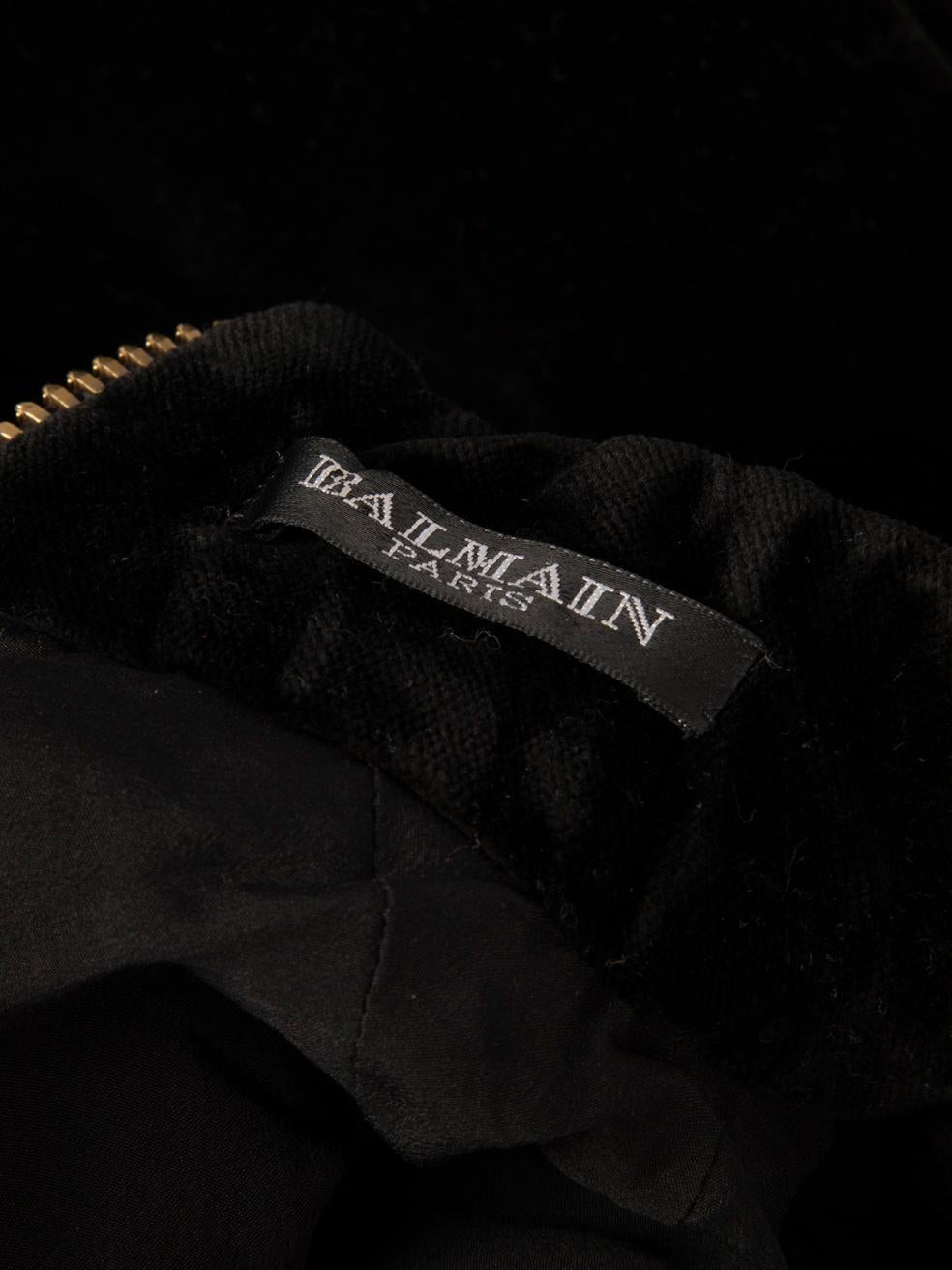 Balmain Schwarzes Kleid aus Samt mit Quastenverzierung Größe S im Angebot 3