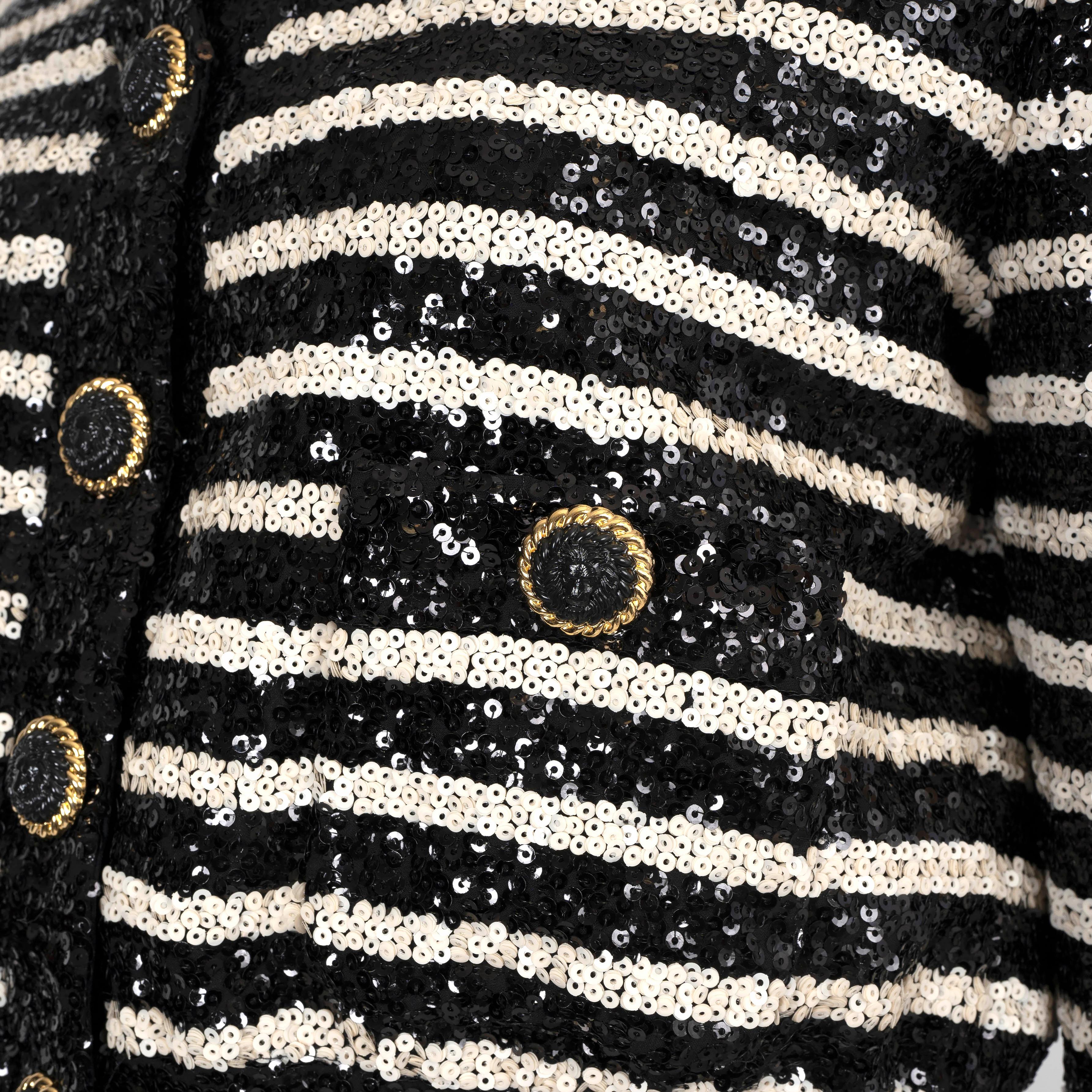 Women's BALMAIN black white 2024 STRIPED SEQUIN CROPPED Jacket 36 XS For Sale