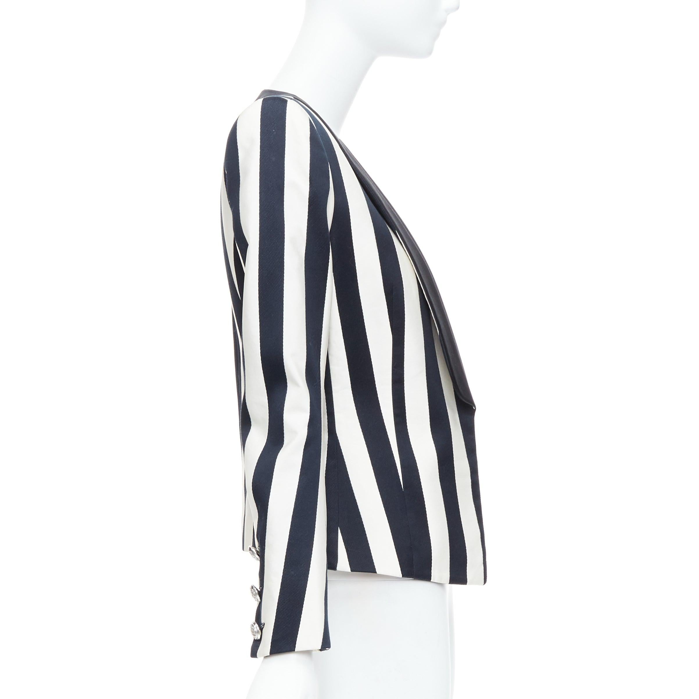 BALMAIN black white cotton blend bold striped power shoulder blazer FR38 M In Excellent Condition For Sale In Hong Kong, NT