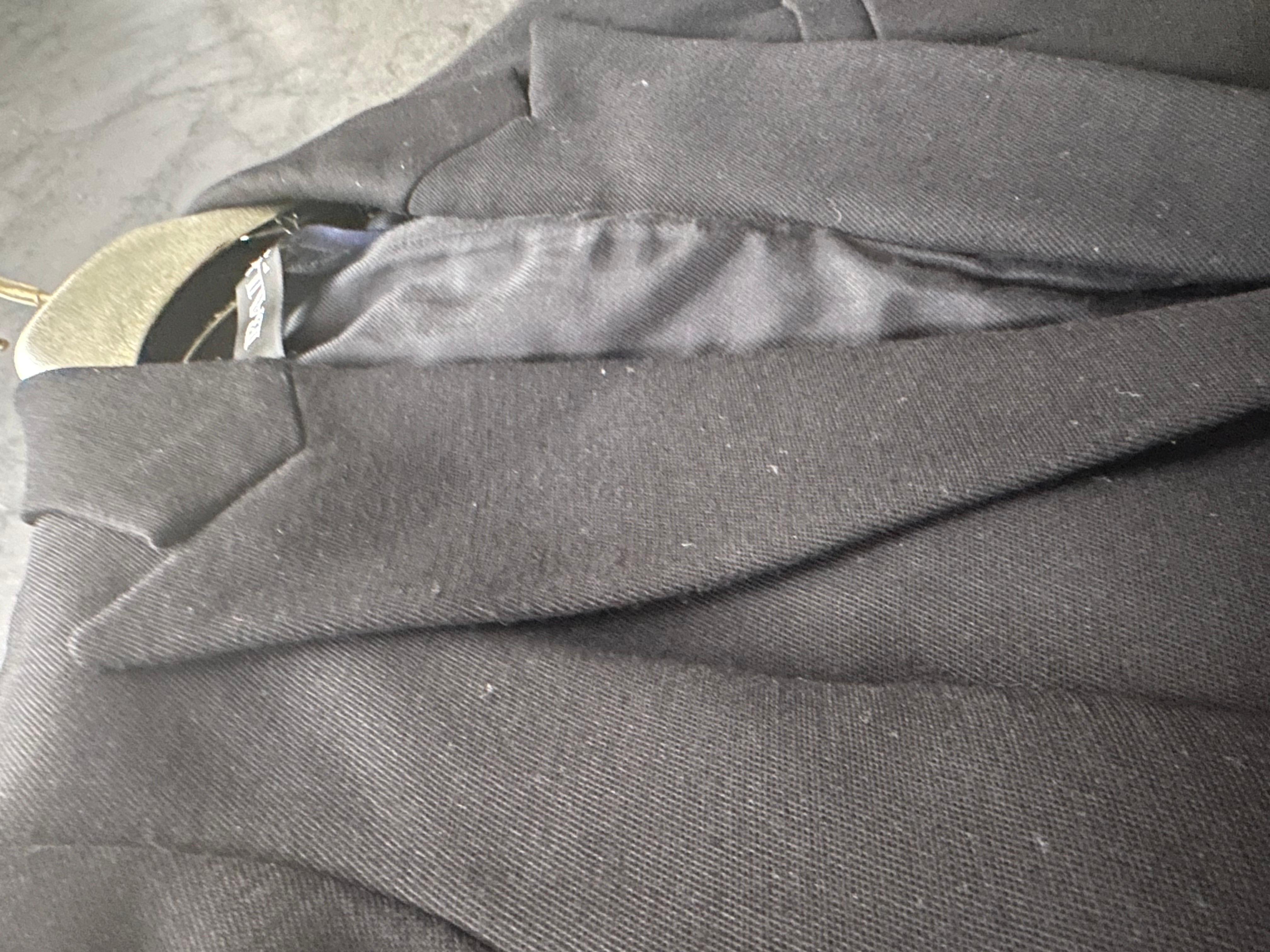 Balmain Blazer nero in lana a un bottone in vendita 4