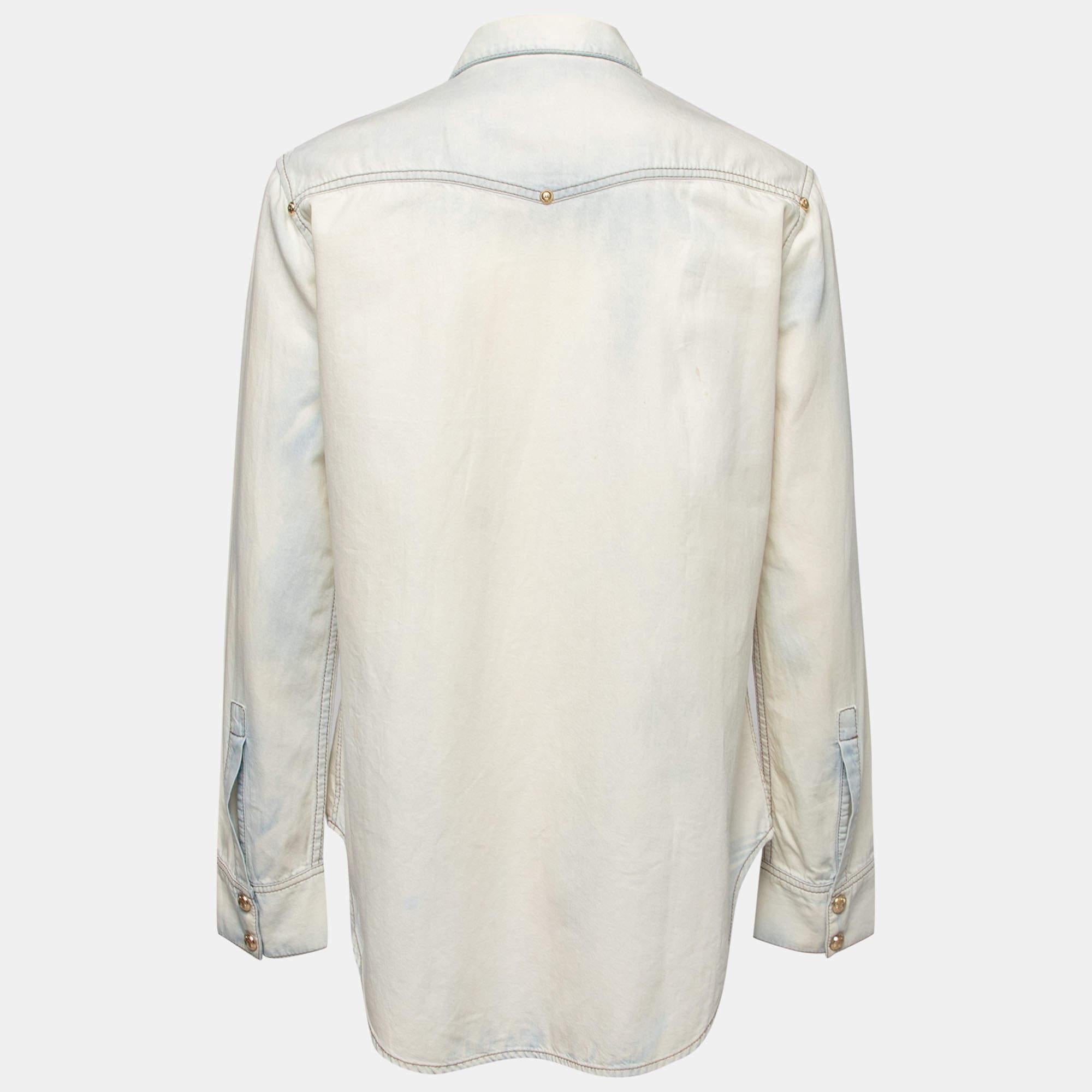 How trendy and comfy this shirt from the House of Balmain It is designed using bleached blue denim fabric and flaunts long sleeves  buttoned closures  and two pockets. Look smart and stylish as you wear this Balmain shirt.