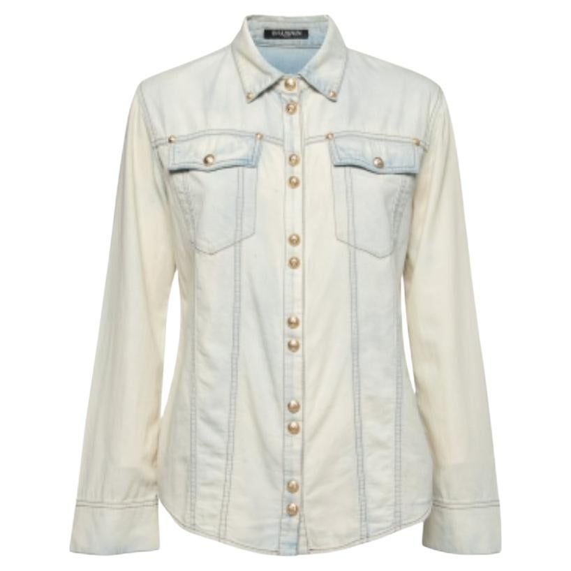 Balmain Camicia a maniche lunghe in denim blu sbiancato con bottoni davanti M