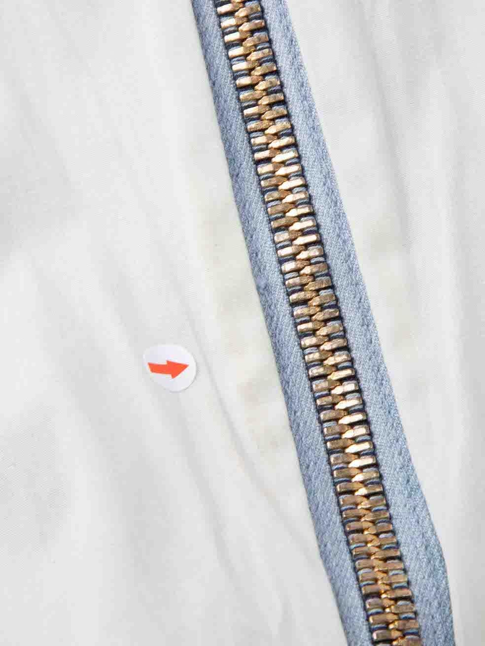 Mini-robe Balmain bleue boutonnée à lacets, taille L en vente 2