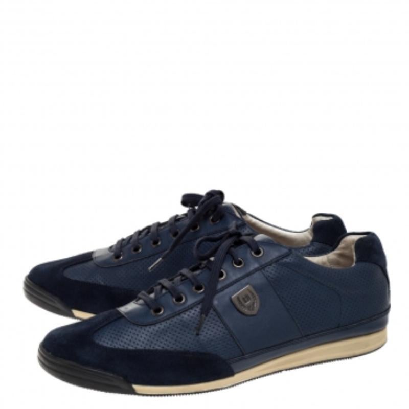 Balmain Blau Perforierte Turnschuhe aus Leder und Wildleder mit Schnürung Größe 43 (Schwarz) im Angebot