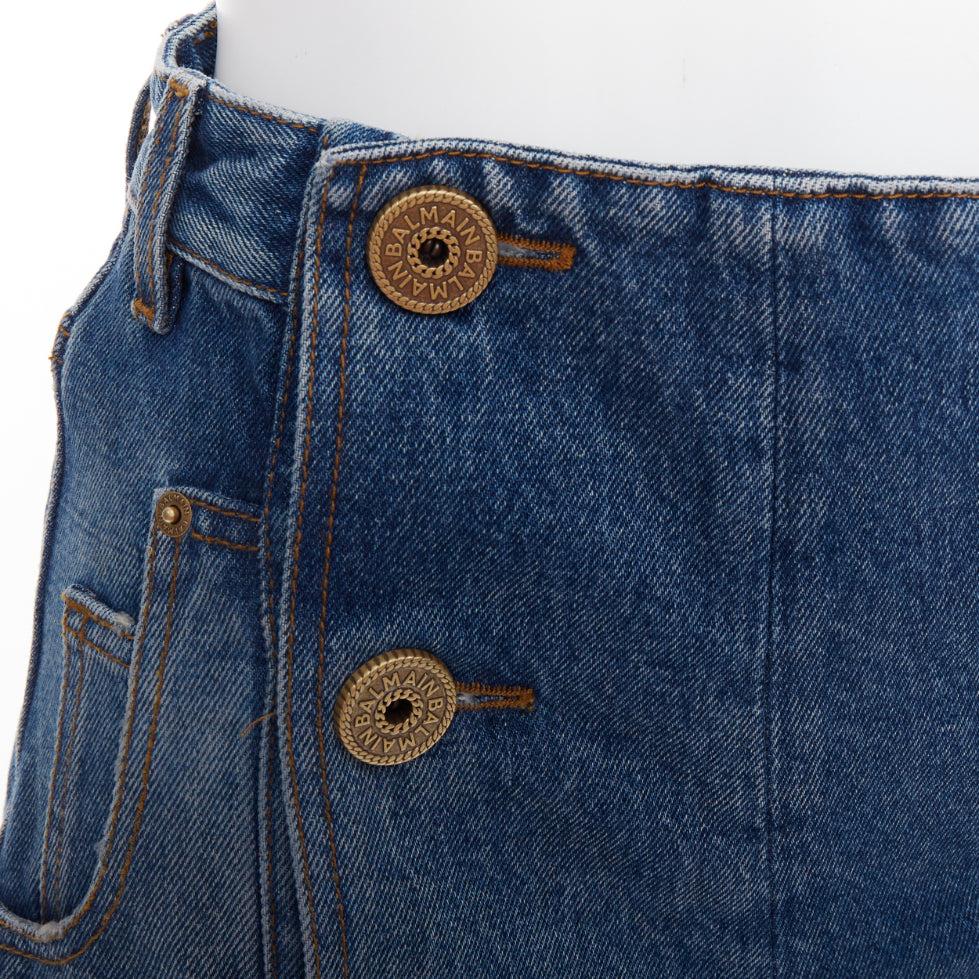 Balmain pantaloncini in denim a vita alta FR34 XS con bottoni in bronzo lavati blu in vendita 2