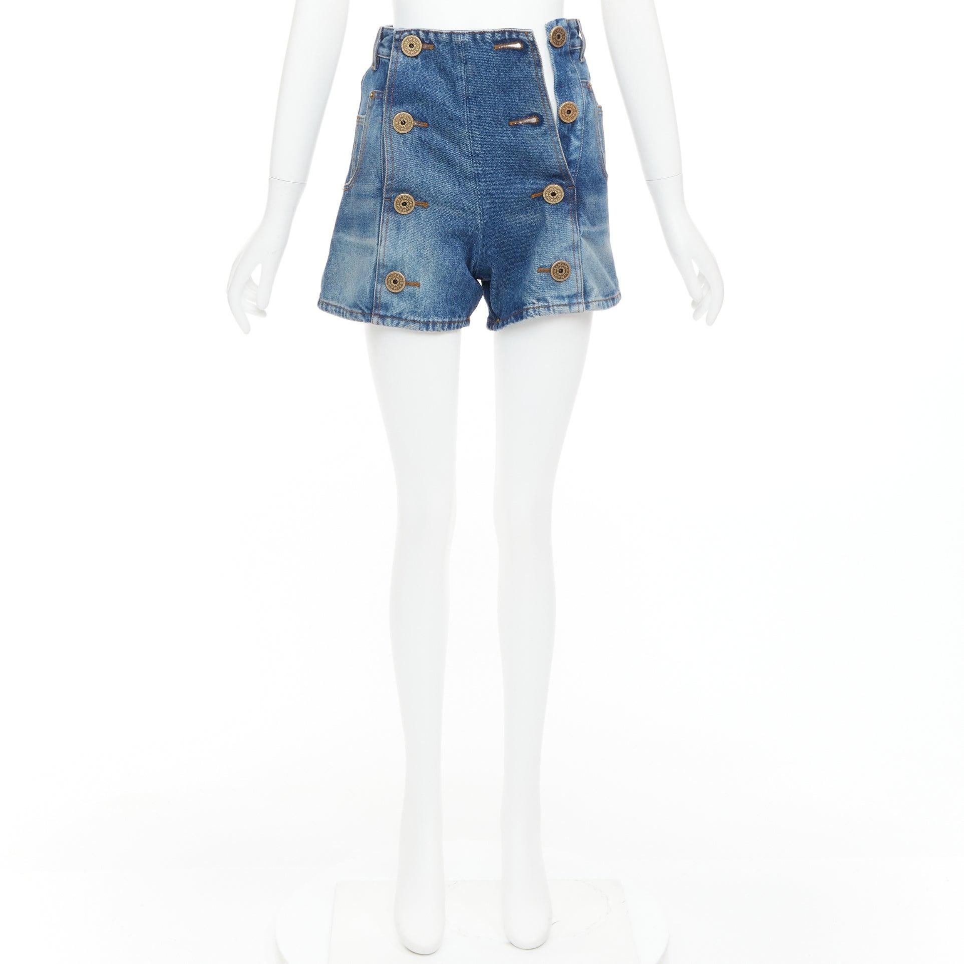 Balmain pantaloncini in denim a vita alta FR34 XS con bottoni in bronzo lavati blu in vendita 4