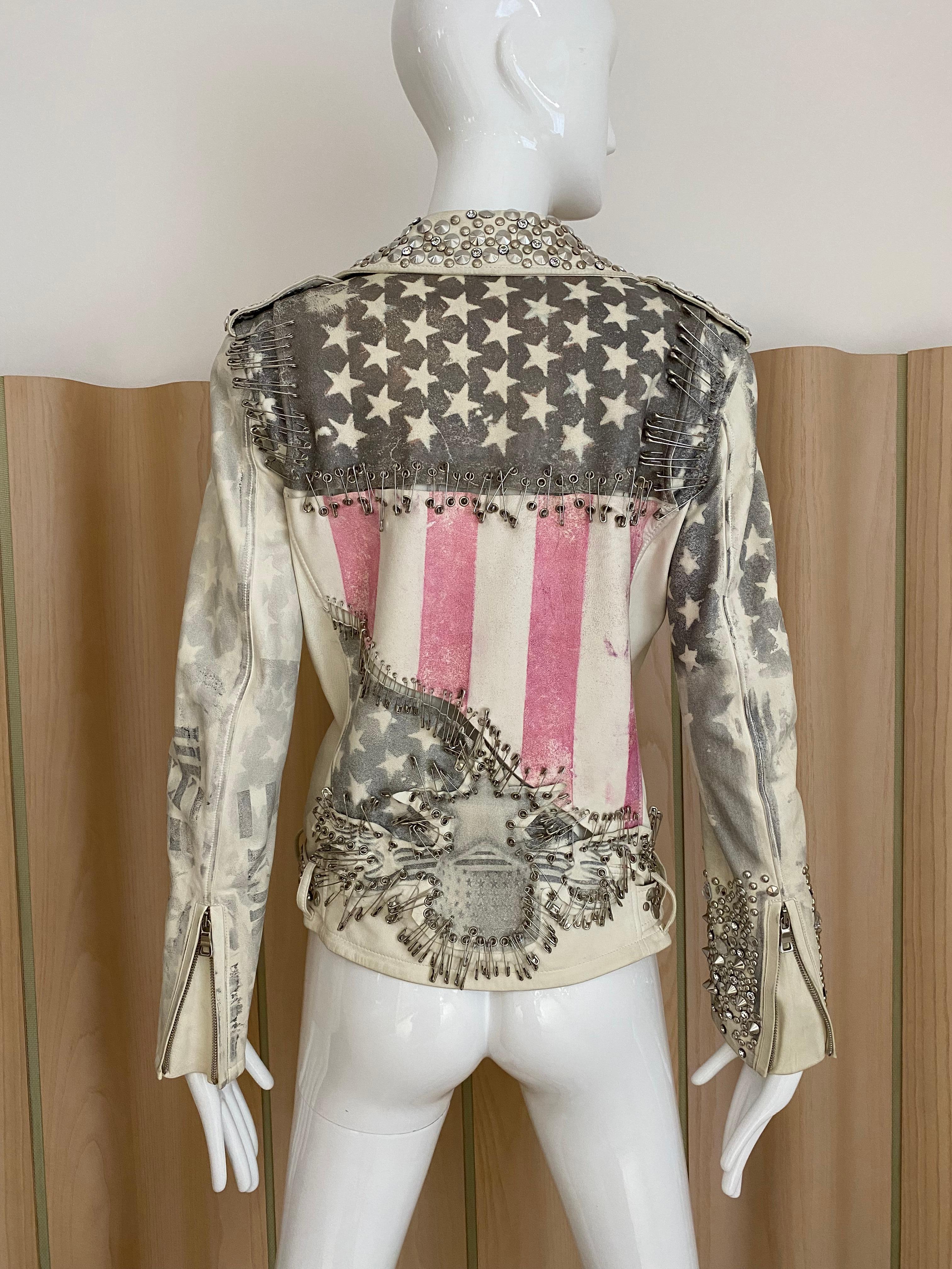 BALMAIN par Christophe Decarnin Veste cloutée en cuir blanc de défilé Excellent état à Beverly Hills, CA