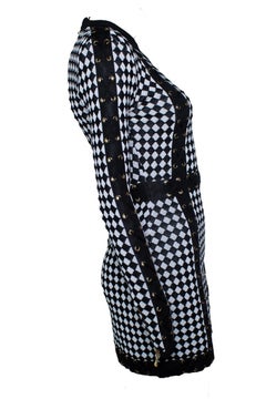 Balmain, abito in maglia a quadri in bianco e nero