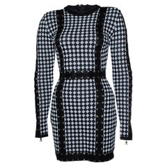 Balmain, abito in maglia a quadri in bianco e nero