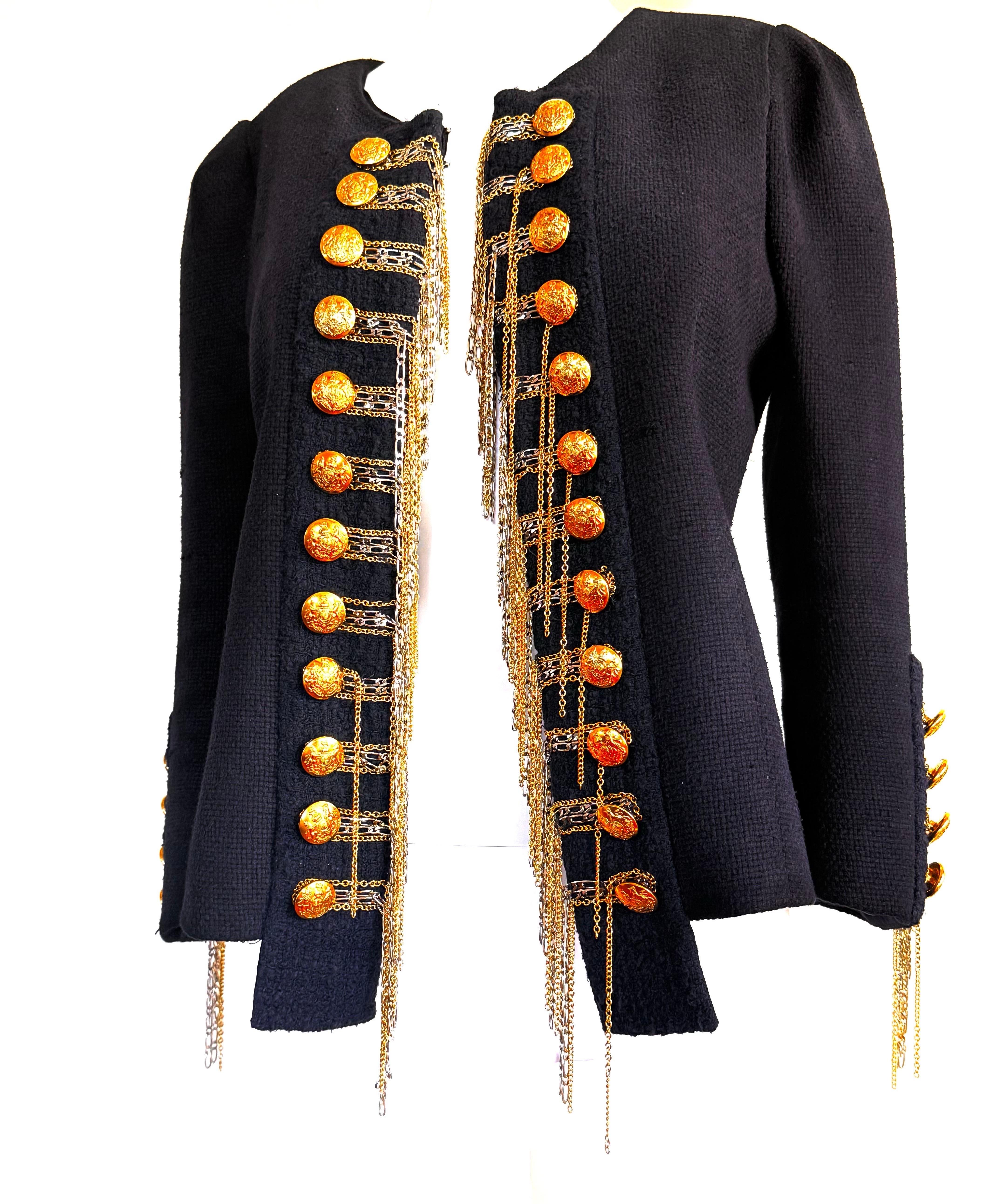 BALMAIN Christophe Decarnin Pasarela F/W 2010 Chaqueta de seda bouclé con adornos de cadenas en venta 8