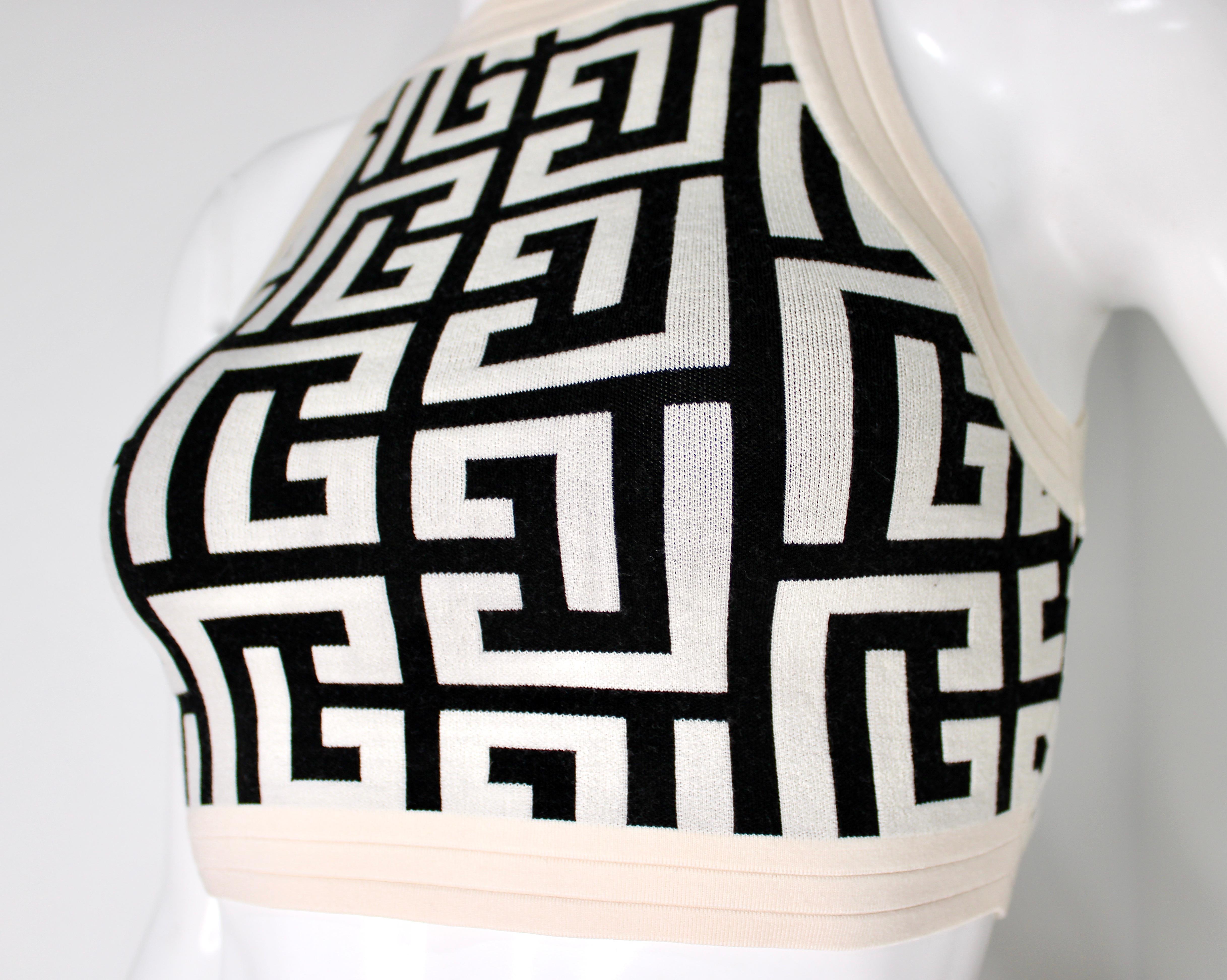 Noir Balmain Cream & Black Logo Monogram Cropped Top sans manches en vente