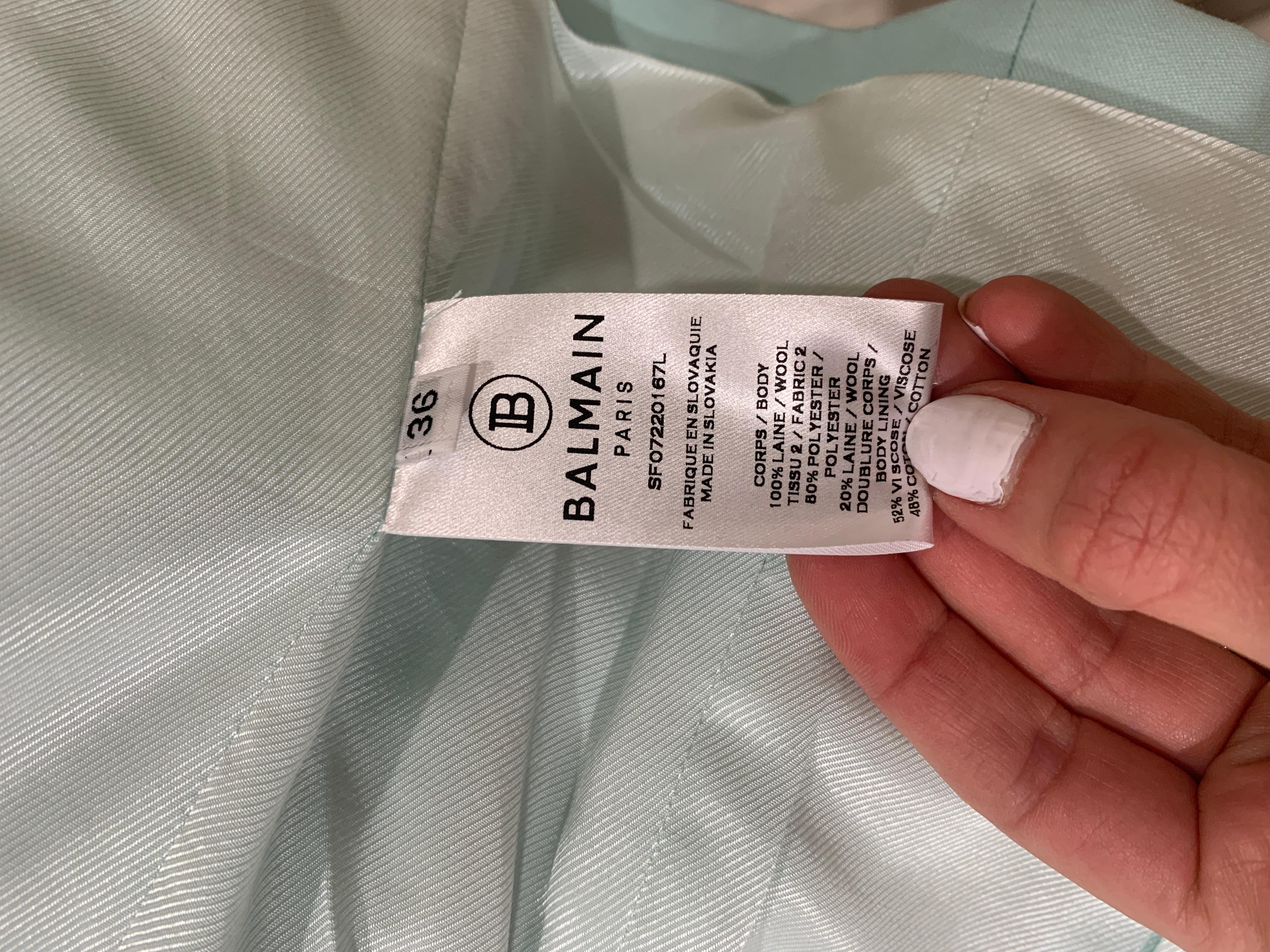 Balmain Zweireihiger Blazer in Babyblau im Zustand „Neu“ im Angebot in Thousand Oaks, CA