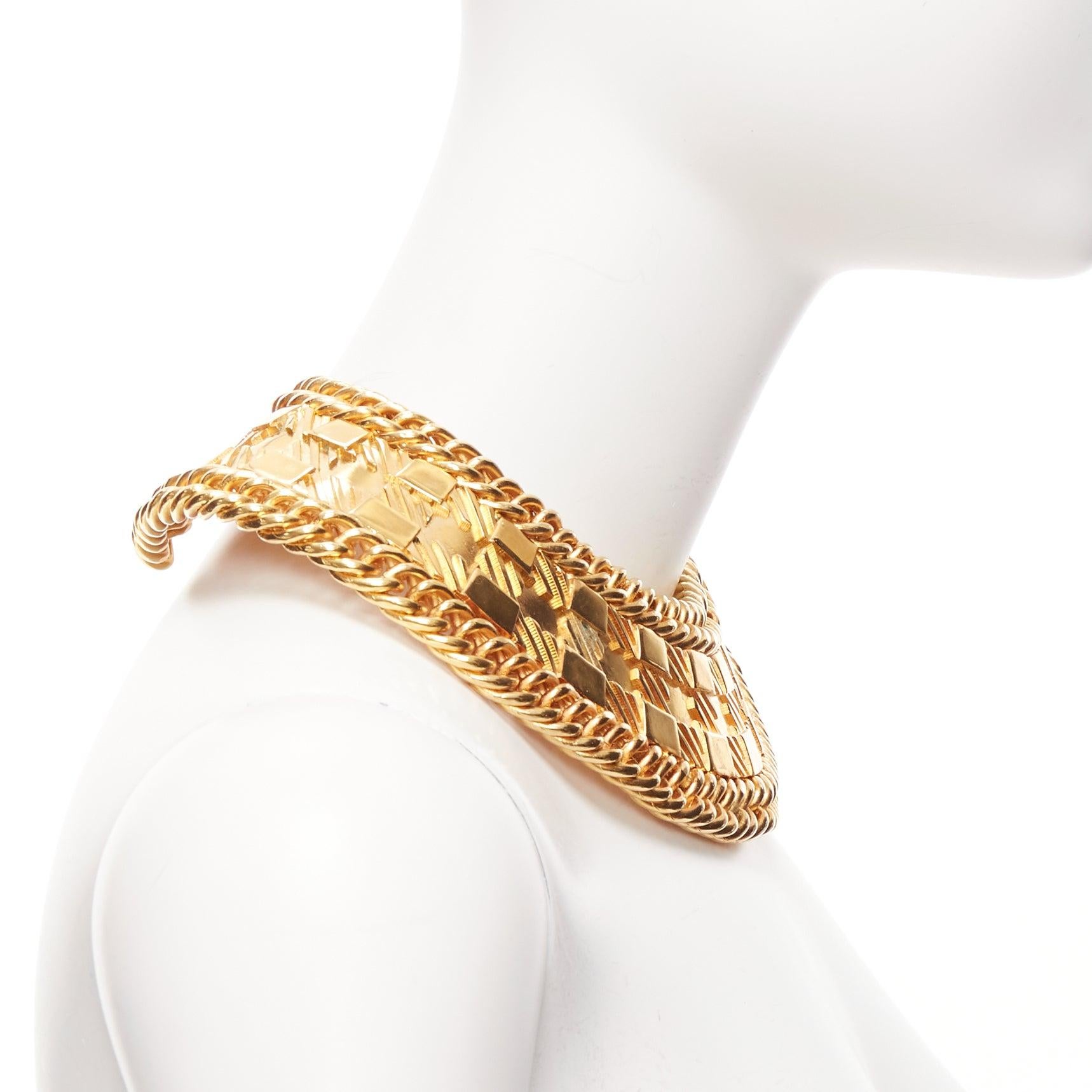 Women's BALMAIN gold 3D checkered chain heavy metal choker plate necklace For Sale