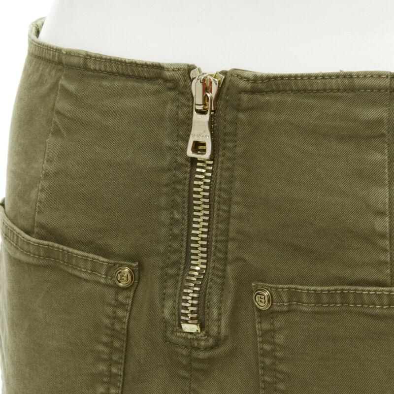 BALMAIN gold tone horsebit buckle green distressed cargo mini skirt FR34 XS For Sale 3