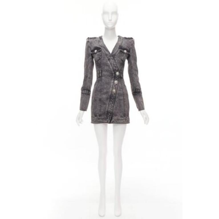 BALMAIN grey acid washed denim button embellished wrapped mini dress FR34 XS For Sale 4