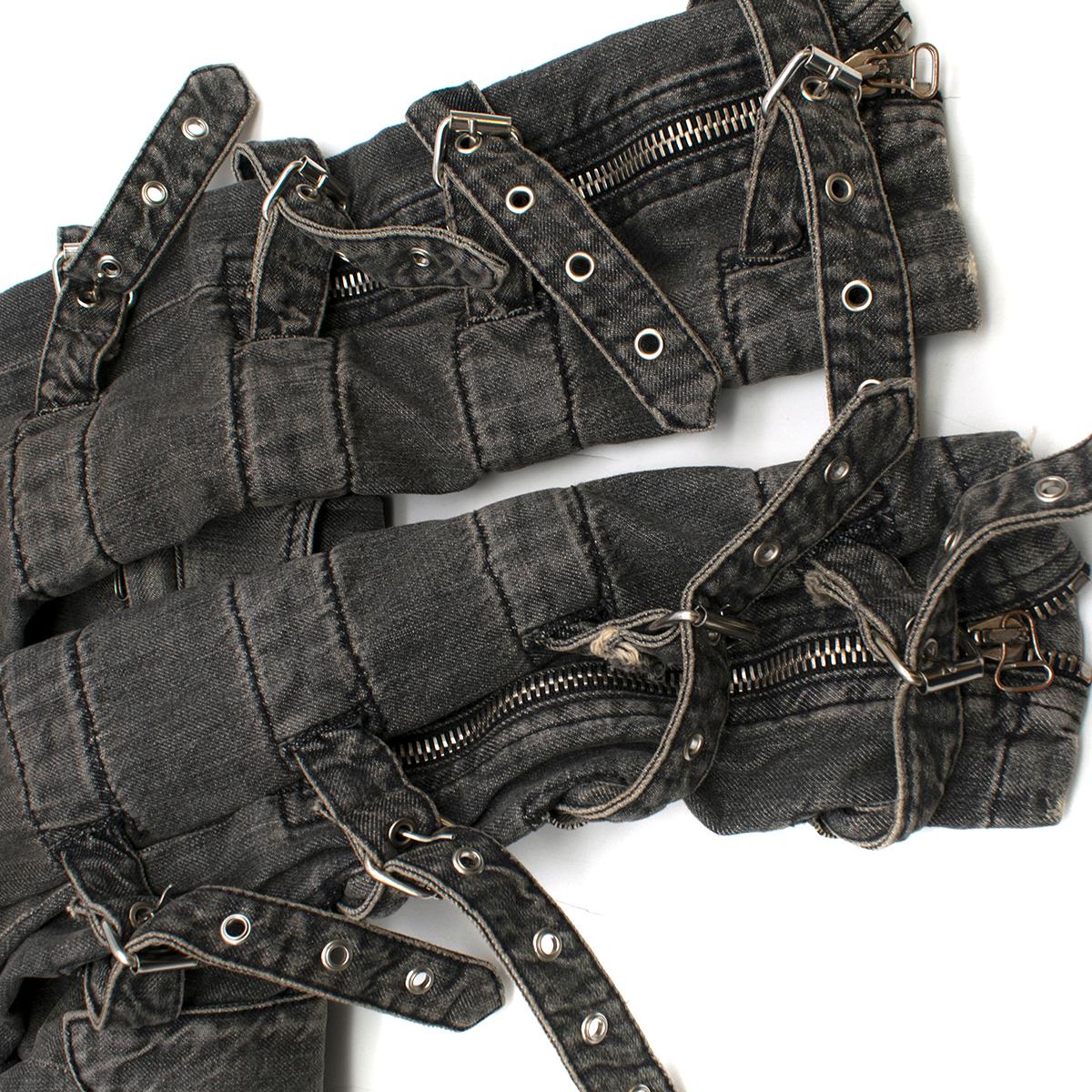 Women's Balmain Grey Buckle Detailed Jeans IT 36