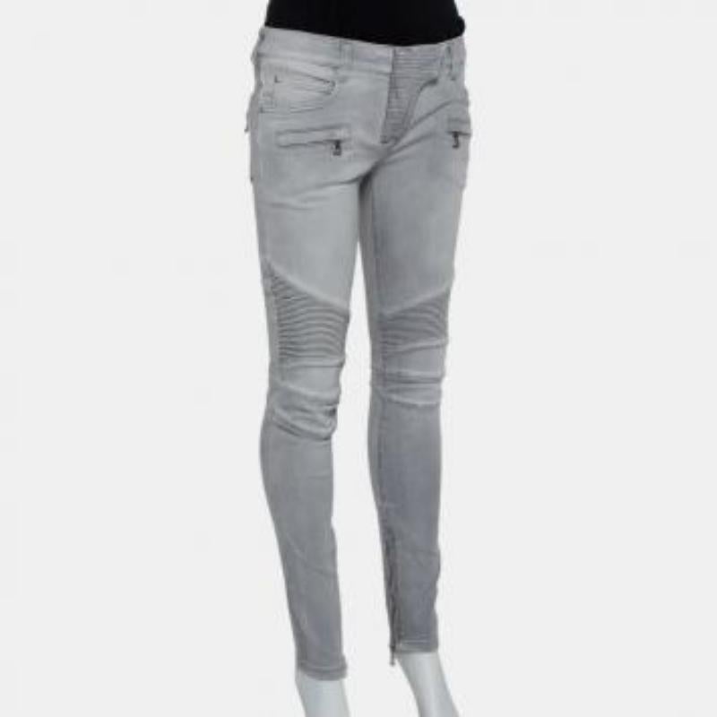 Finding the perfect pair of jeans might not be easy, but we have done that already for you. These grey biker-style jeans from Balmain feature a waistband with belt loops and a smart fit. Pair it will t-shirts or sweatshirts for an effortlessly cool